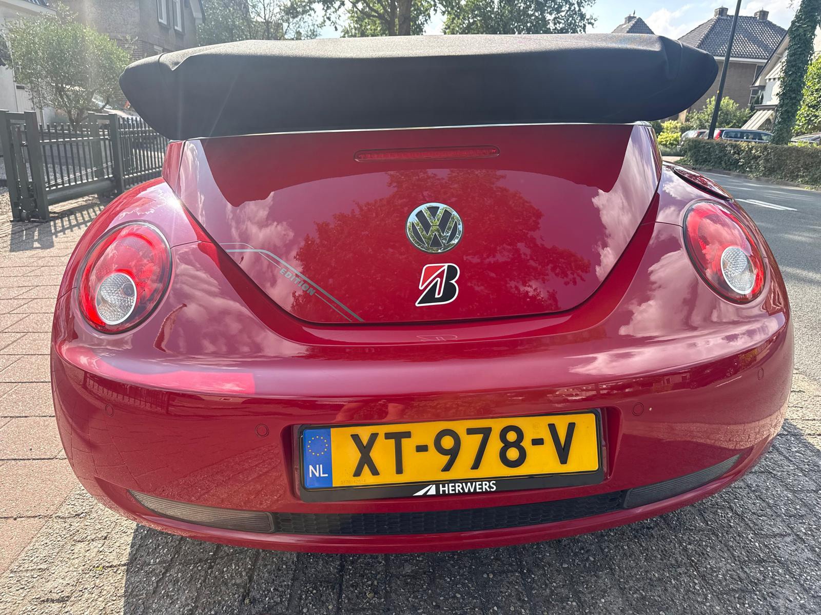 Foto van Volkswagen New Beetle Cabriolet