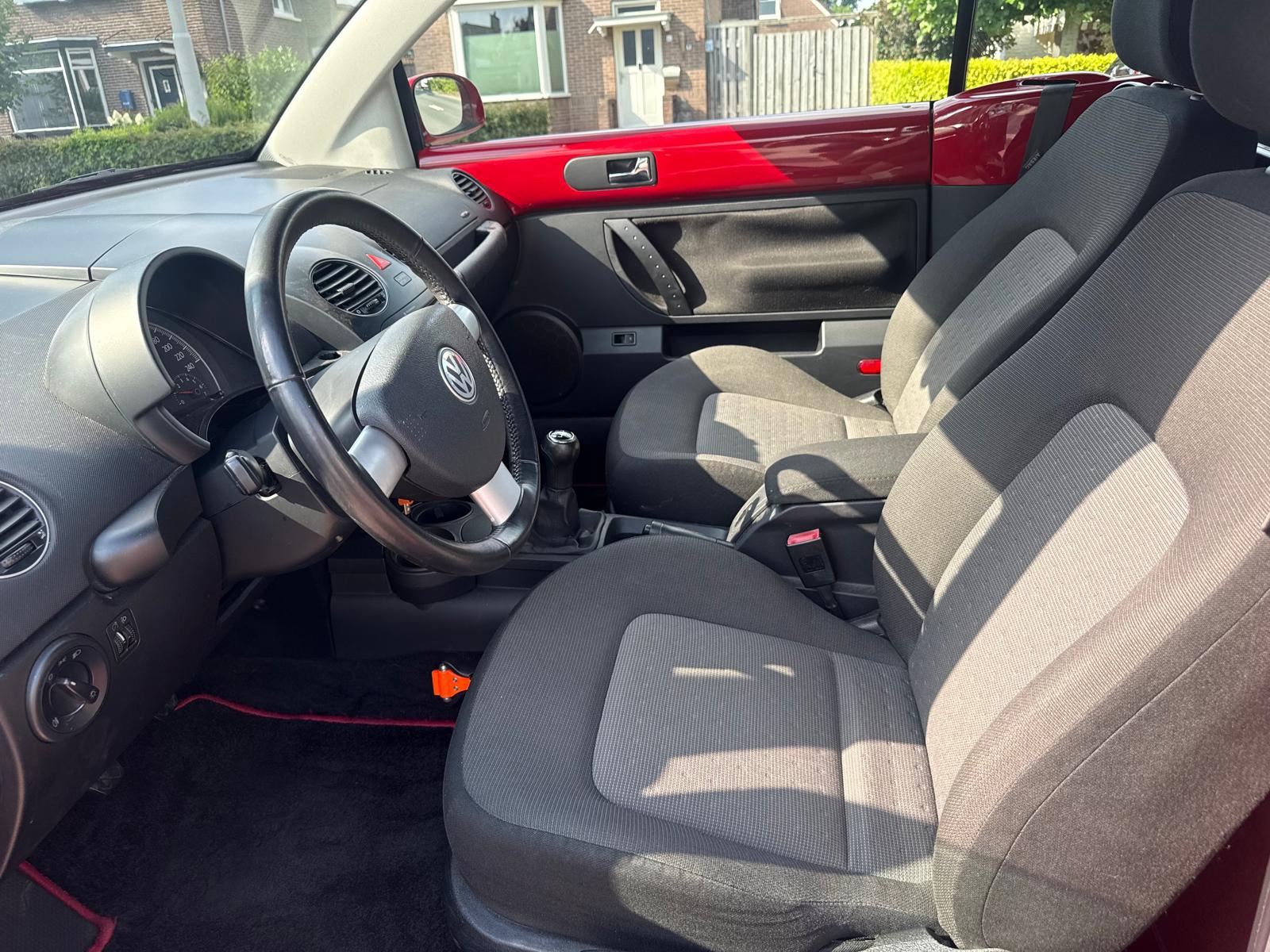 Foto van Volkswagen New Beetle Cabriolet