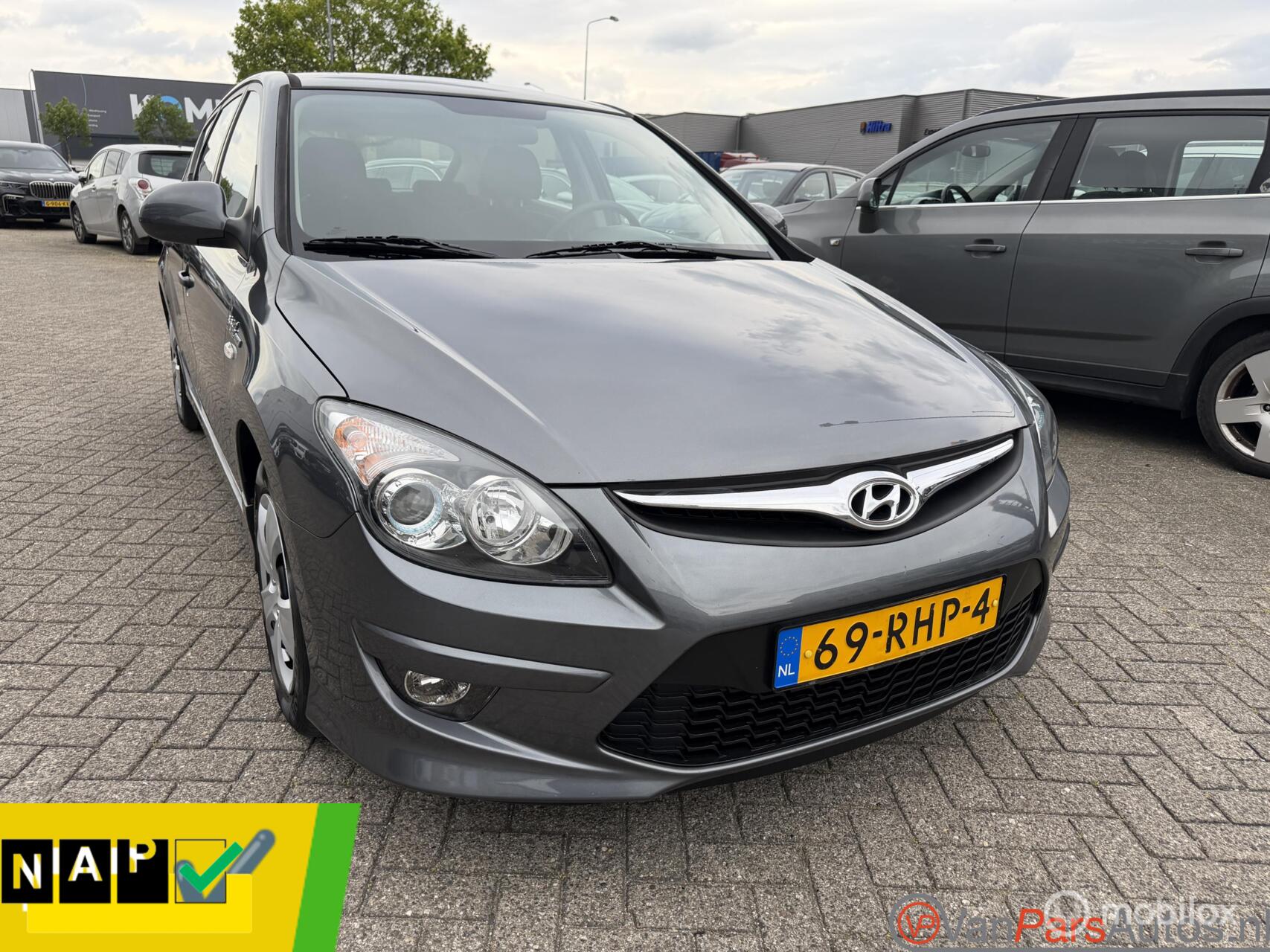 Hyundai I 30 1.4i i-Drive Cool,Airco,5drs 2011 - voorkant
