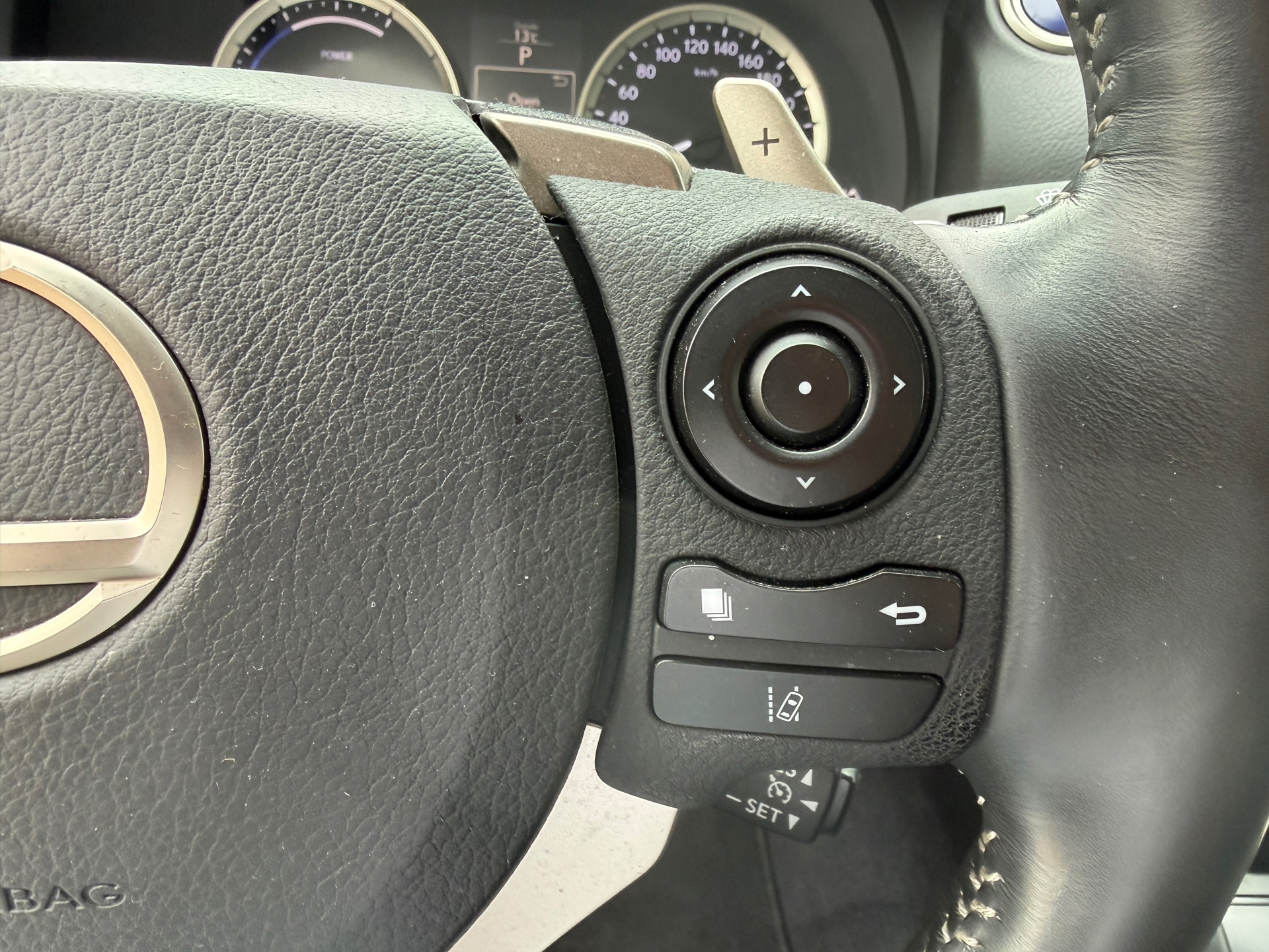 Foto van Lexus Lexus Is300h