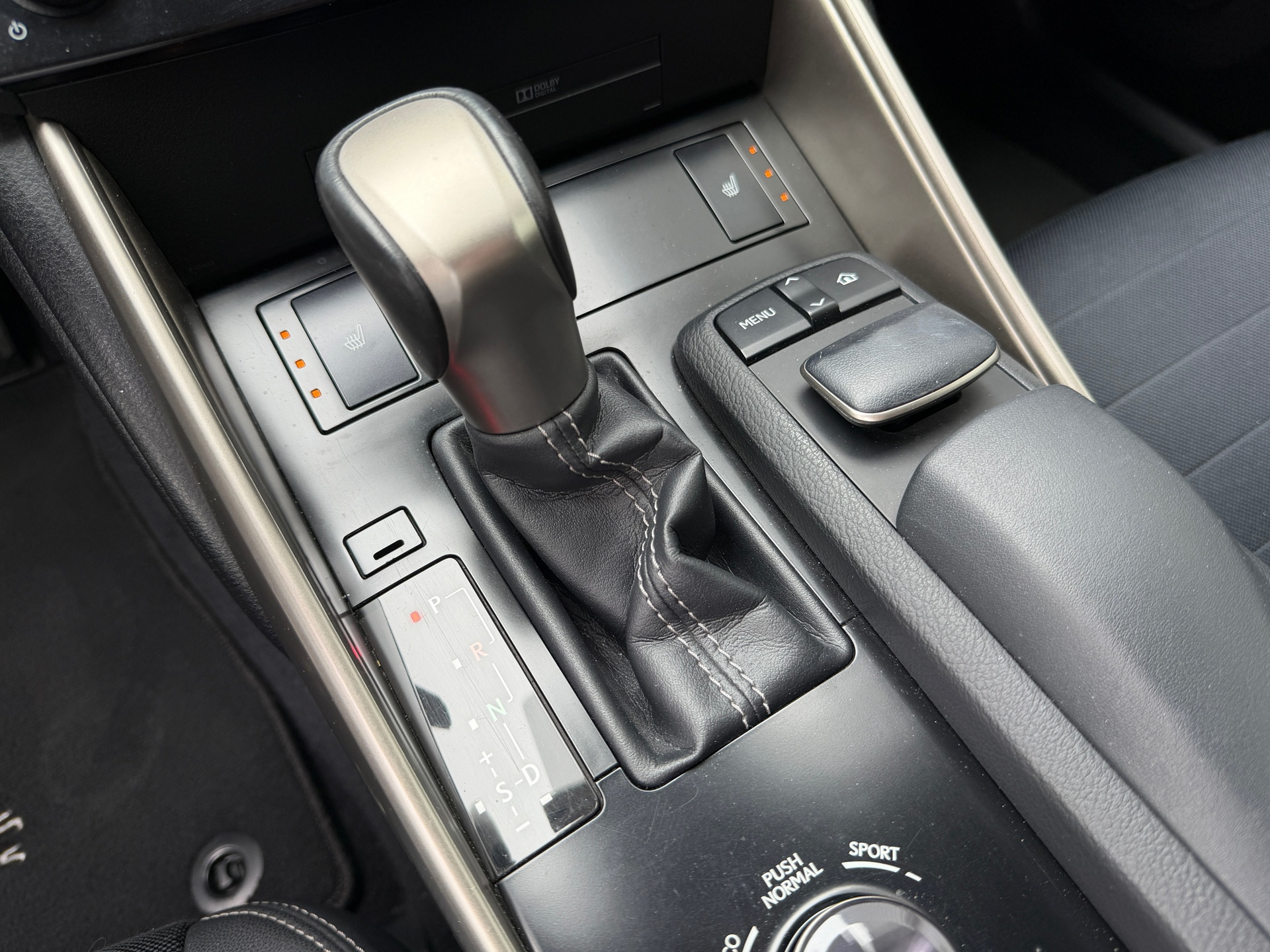 Foto van Lexus Lexus Is300h