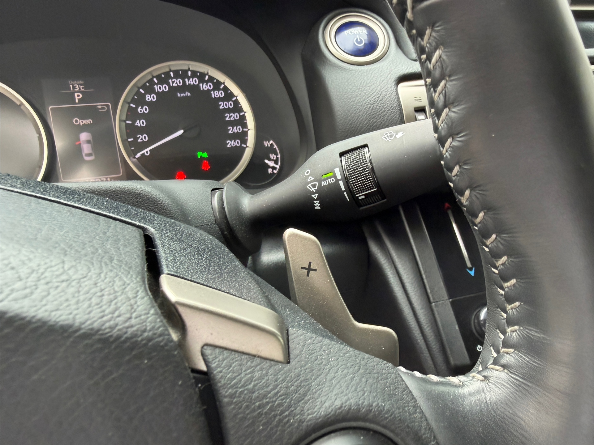 Foto van Lexus Lexus Is300h