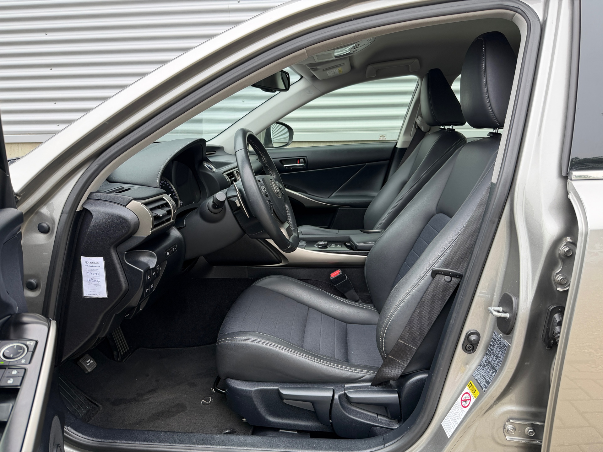 Foto van Lexus Lexus Is300h