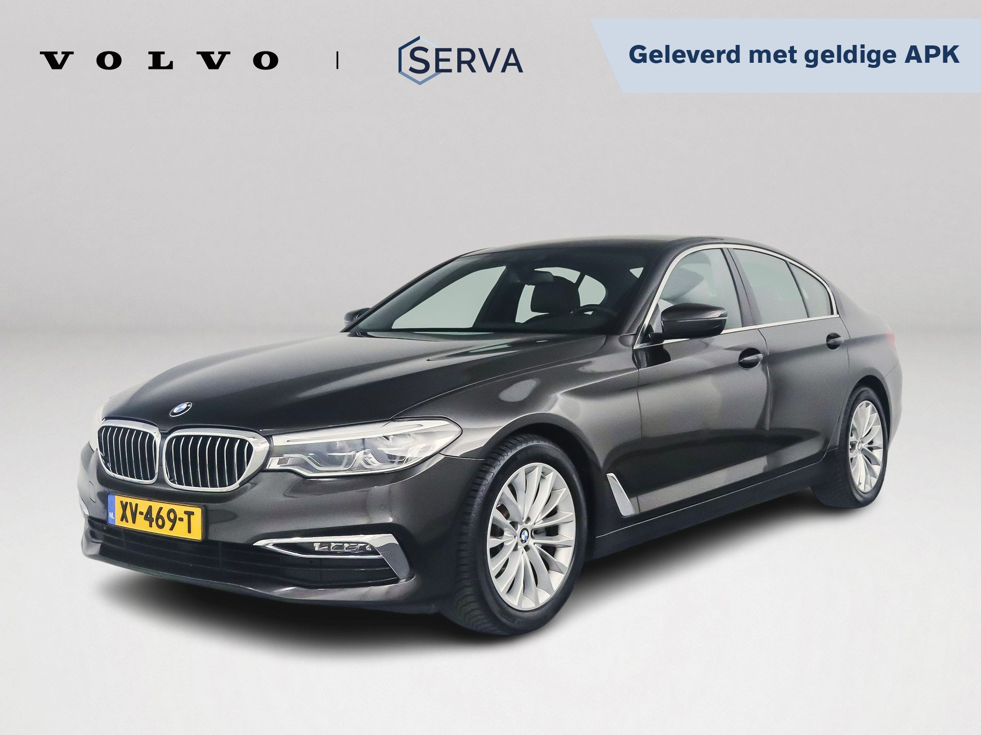 BMW 5-serie 520i High Executive Edition | Navigatie | Head-up Display | Stoelverwarming 2019 - voorkant