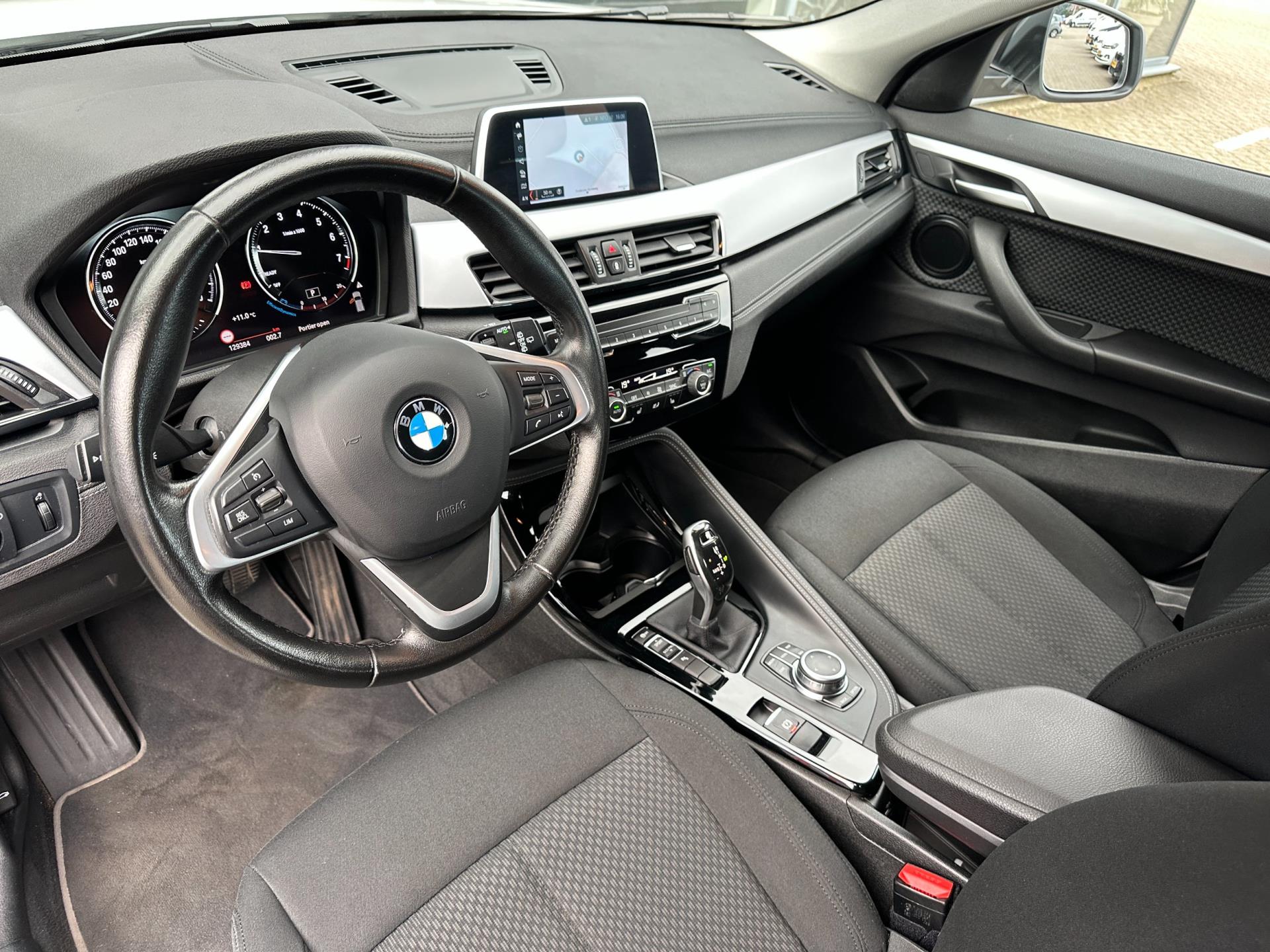 Foto van BMW X2 Sdrive18i