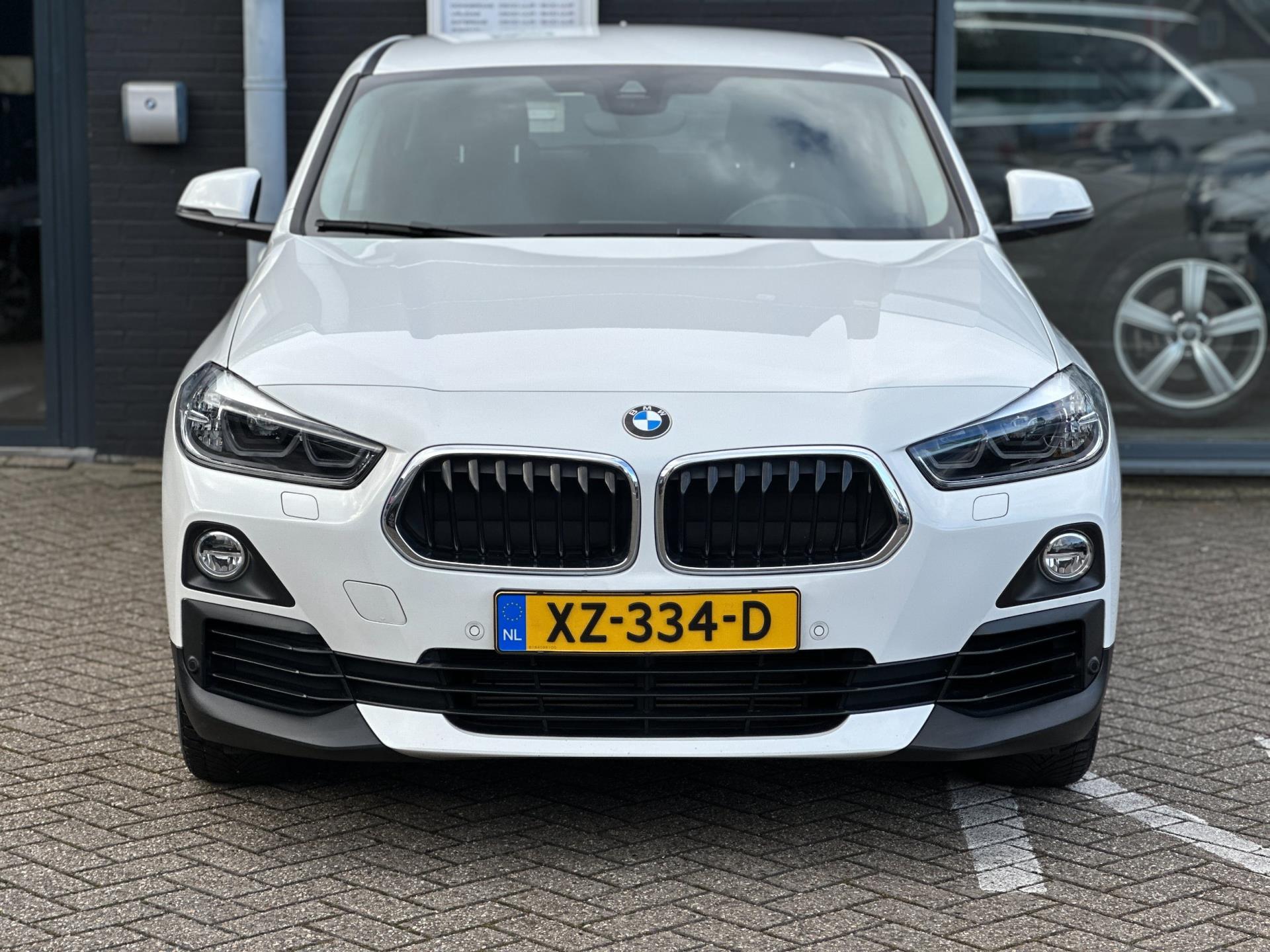 Foto van BMW X2 Sdrive18i