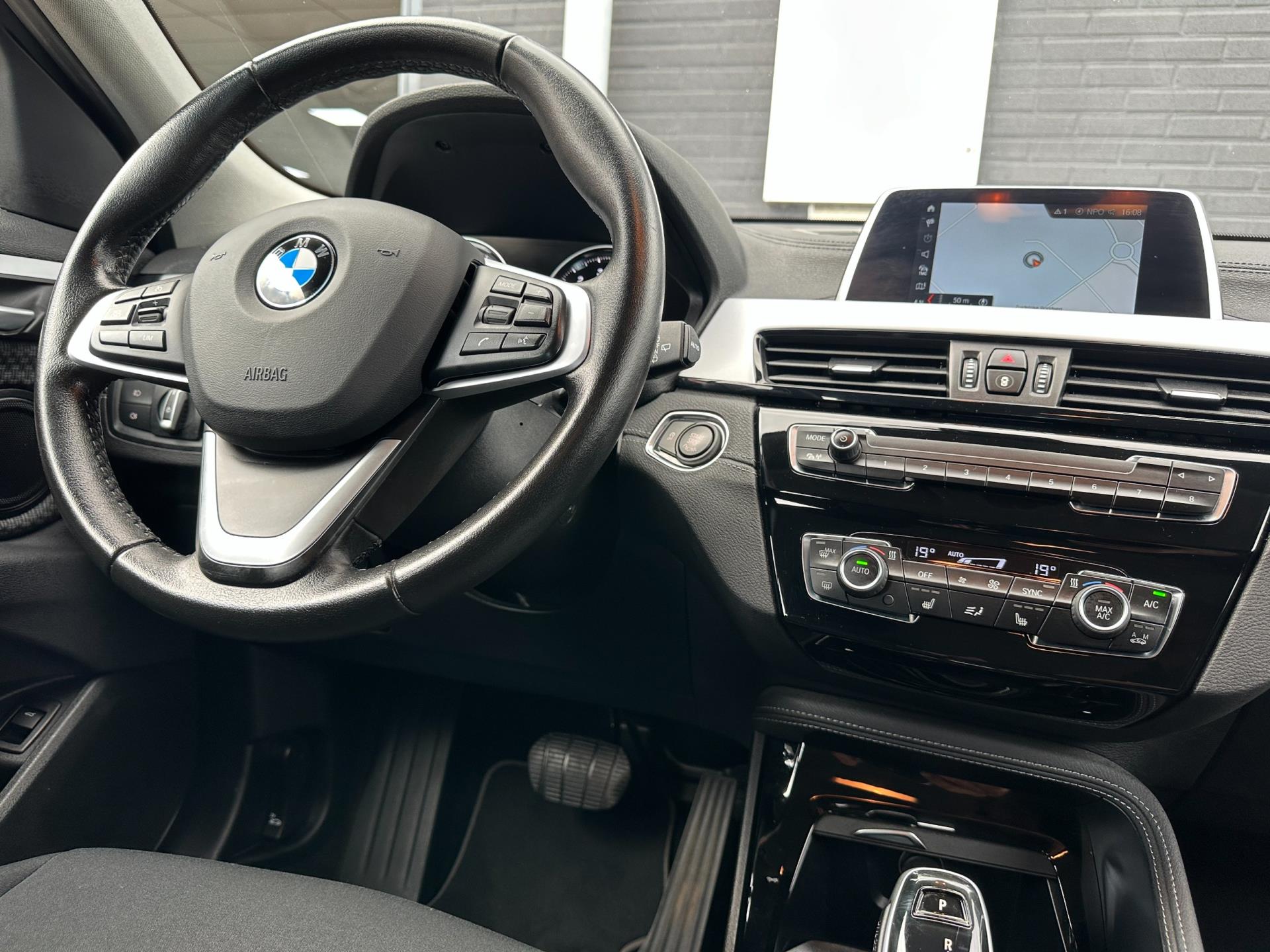 Foto van BMW X2 Sdrive18i