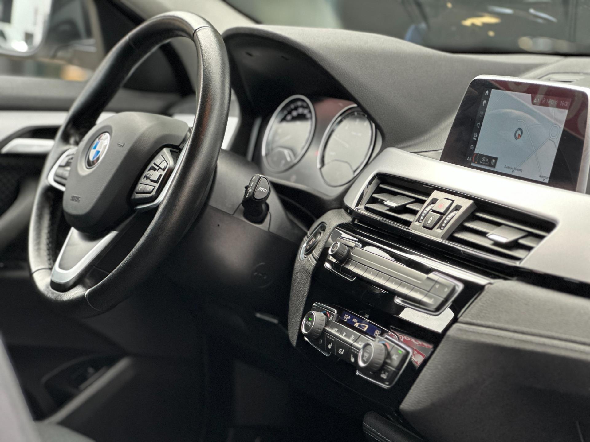 Foto van BMW X2 Sdrive18i