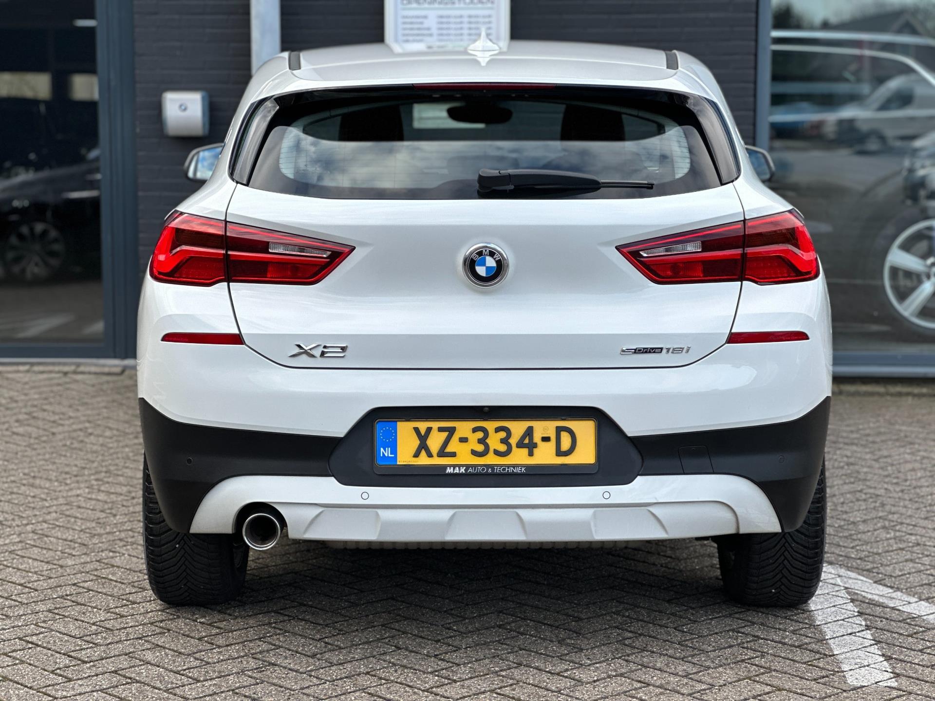 Foto van BMW X2 Sdrive18i