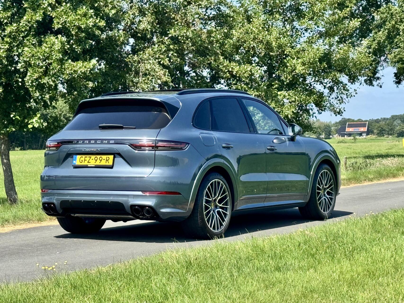 Foto van Porsche Cayenne S