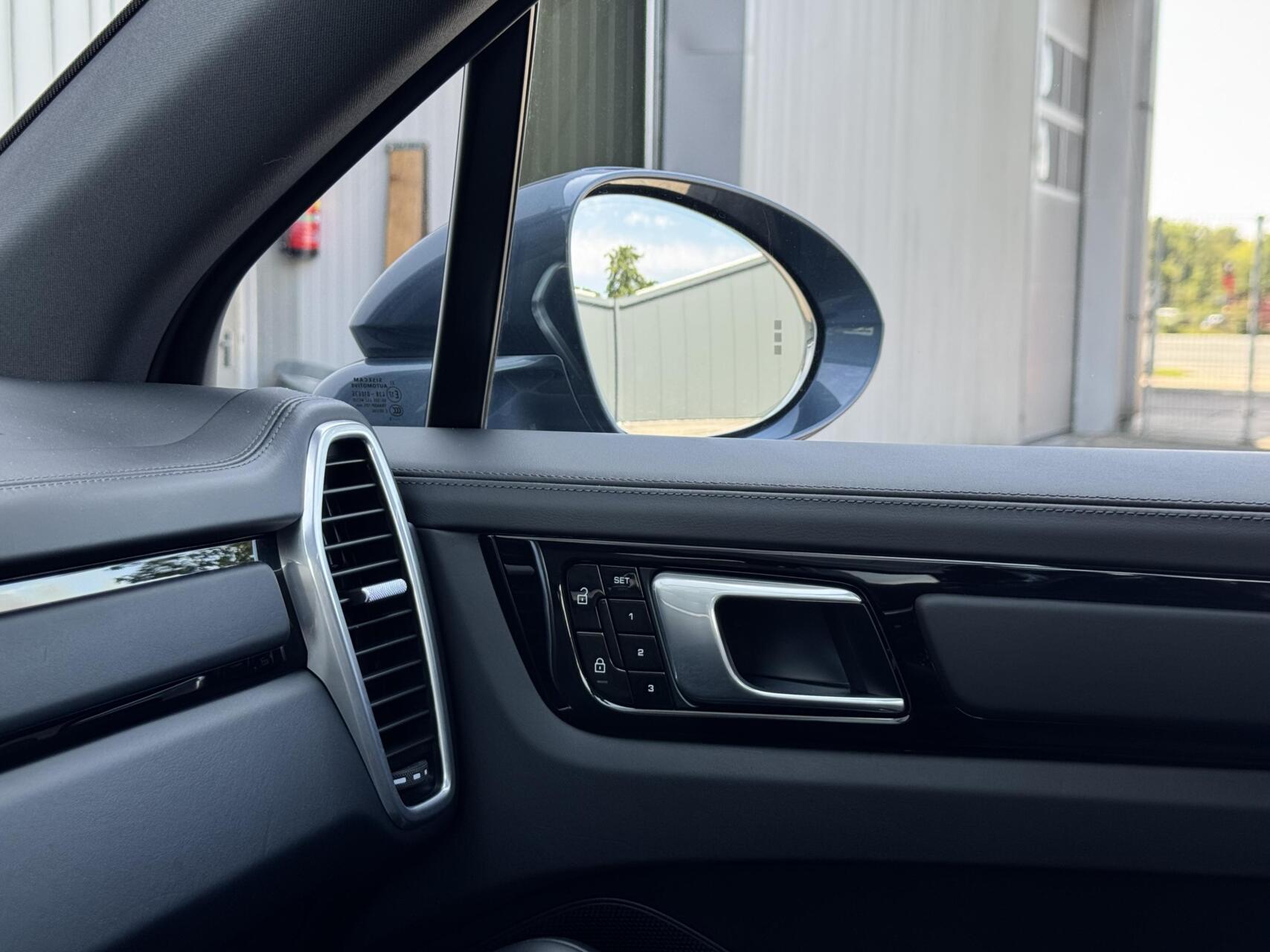 Foto van Porsche Cayenne S