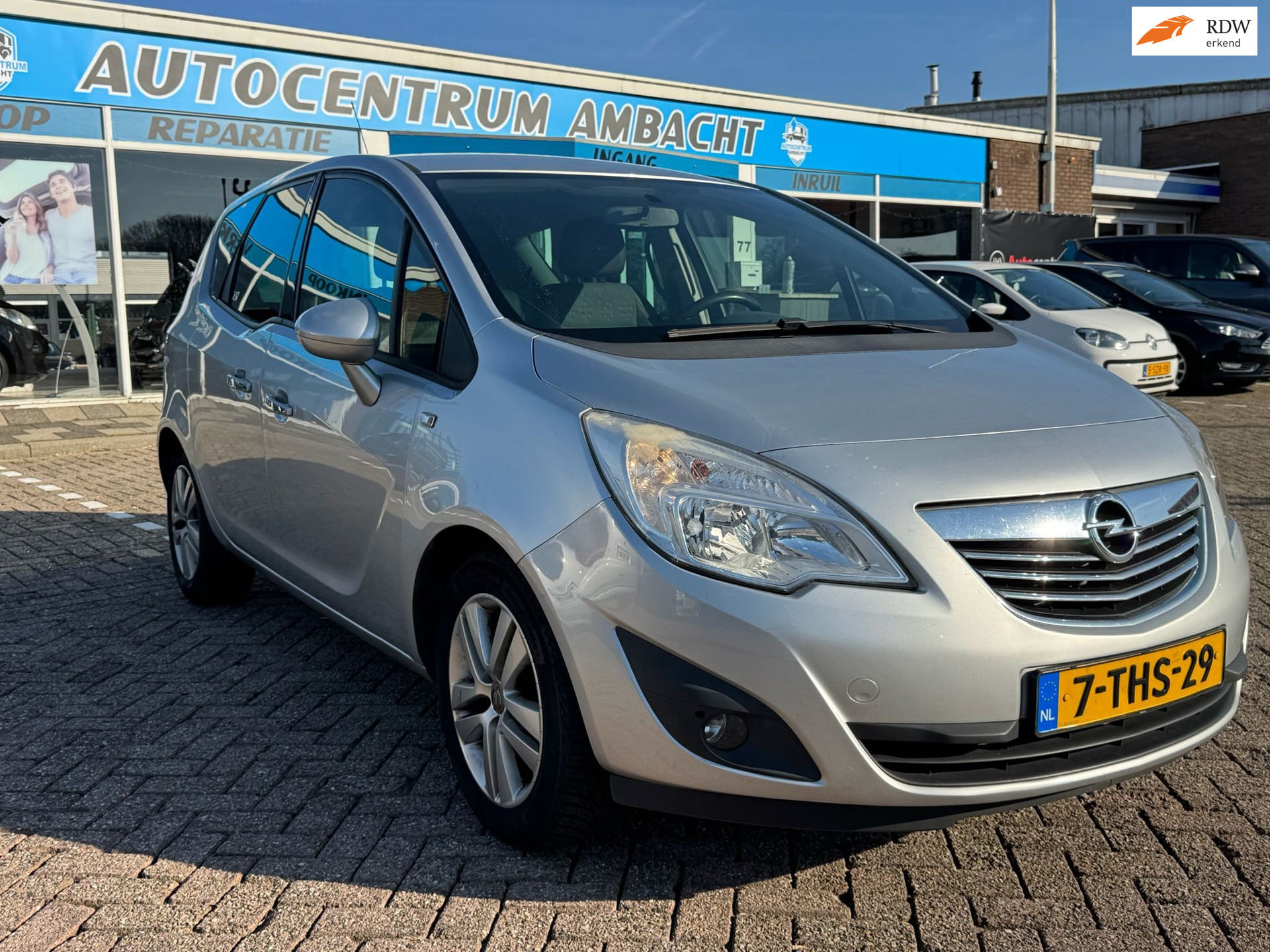Opel Meriva 1.4 Turbo Cosmo 2011 - voorkant