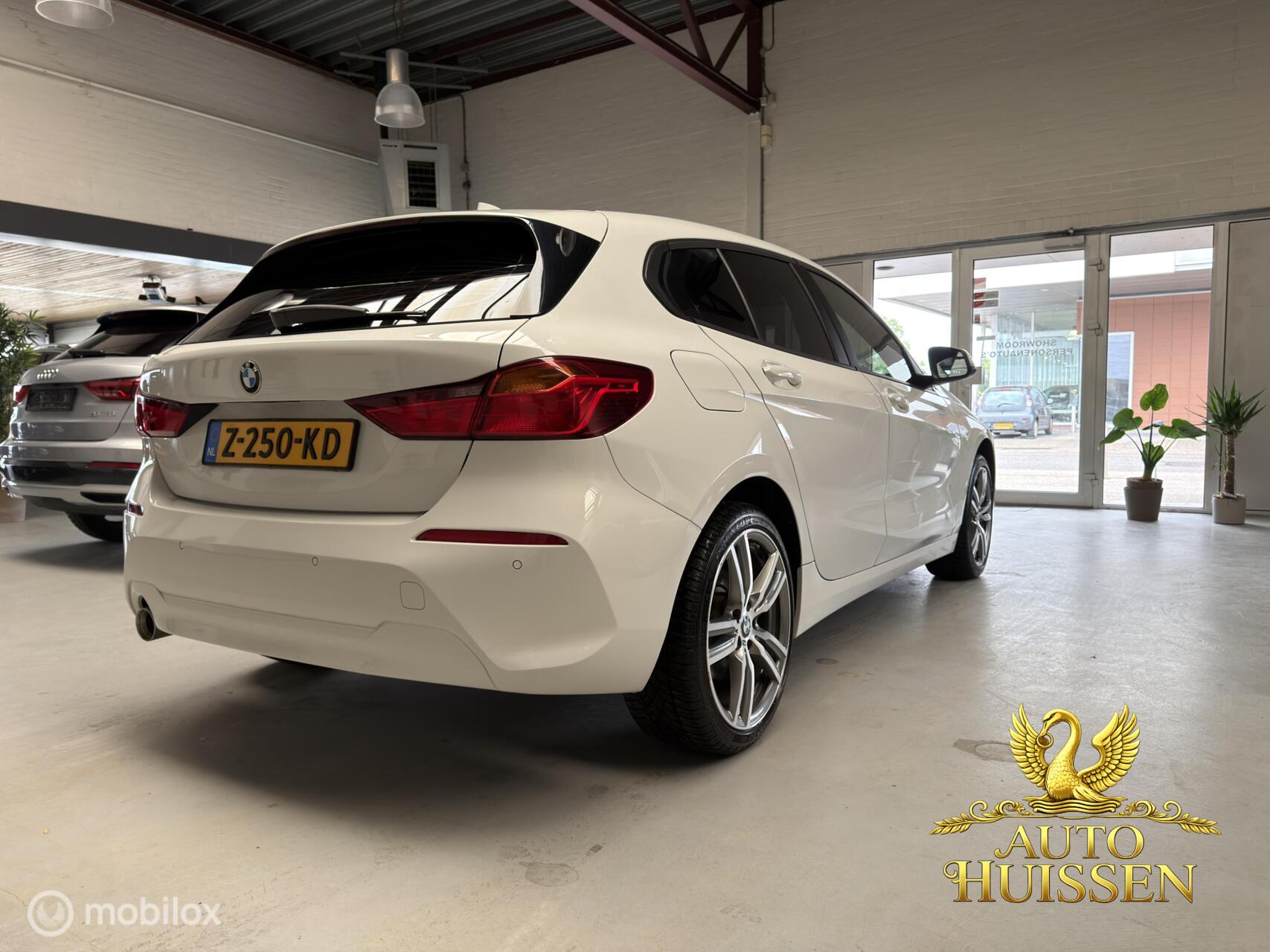 Foto van BMW 118i