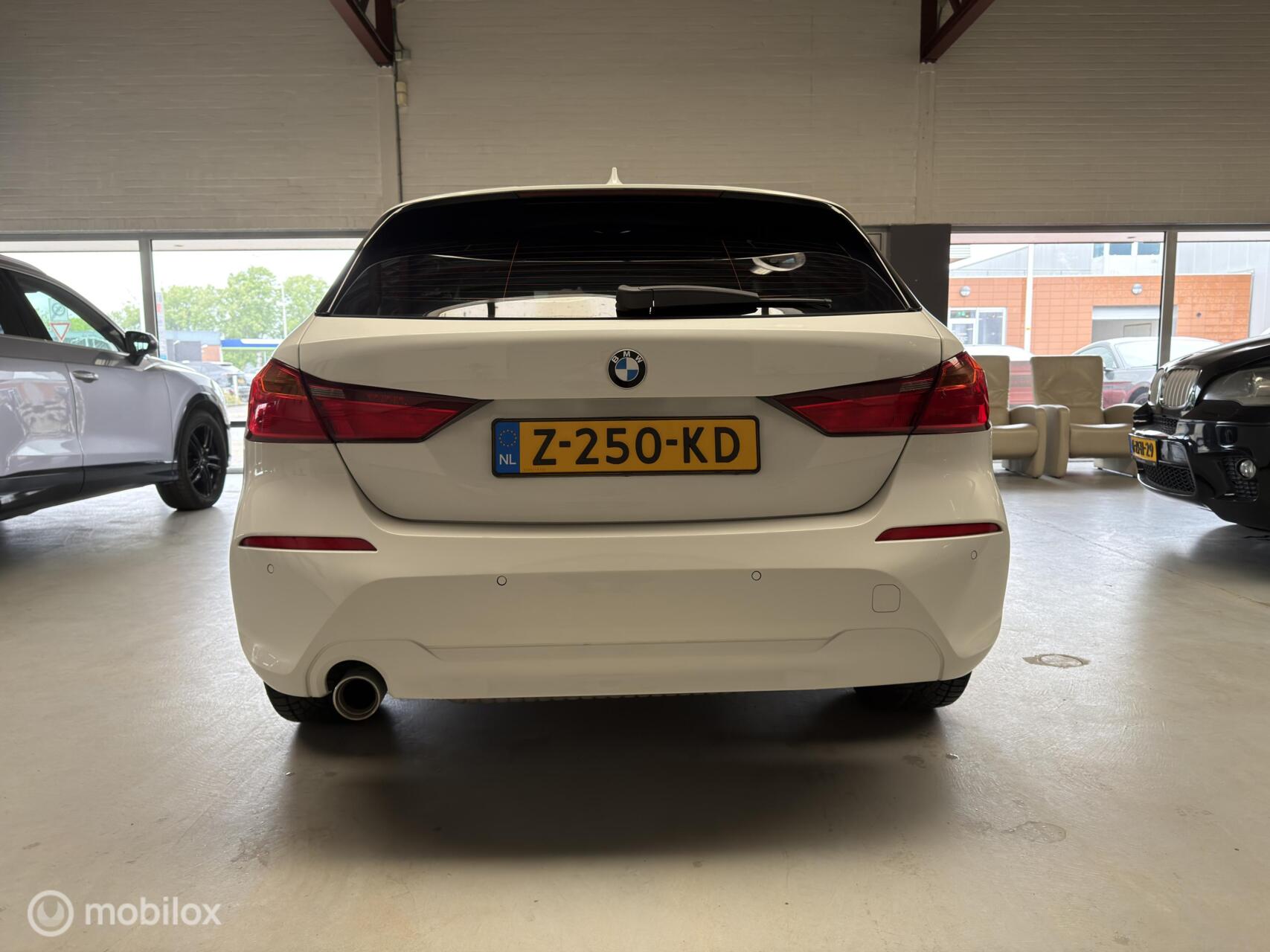 Foto van BMW 118i