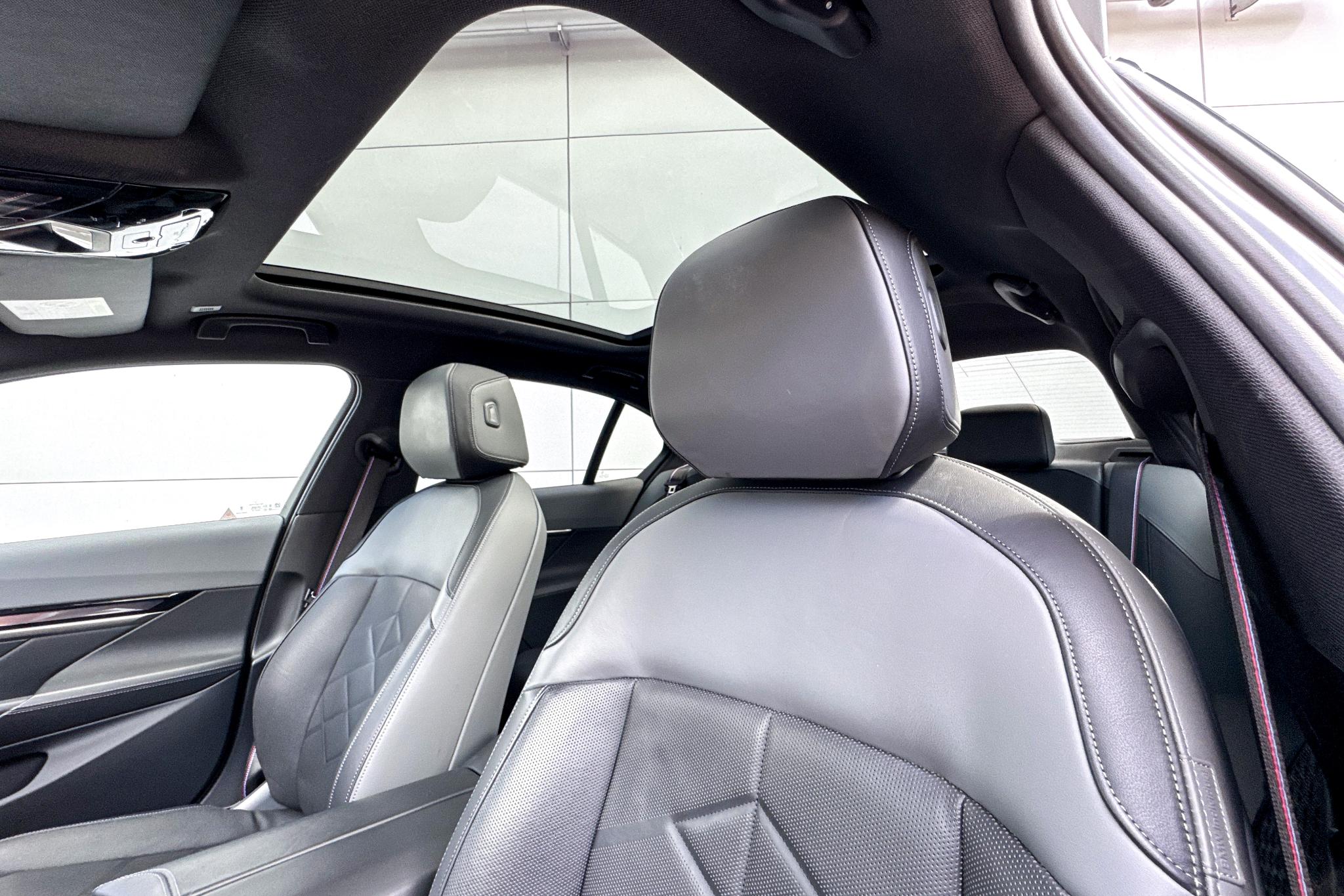 Foto van BMW I5 Edrive40