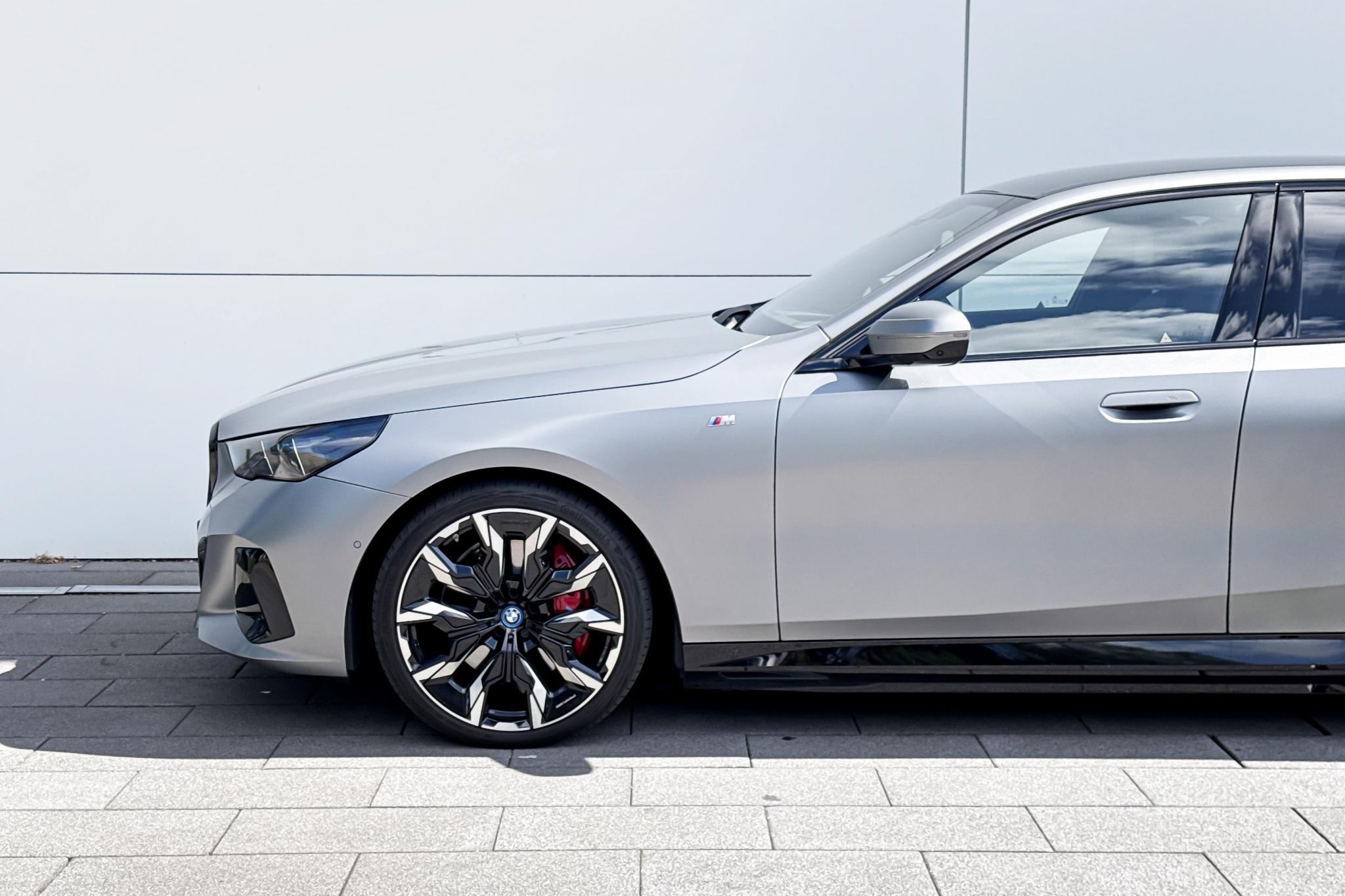 Foto van BMW I5 Edrive40