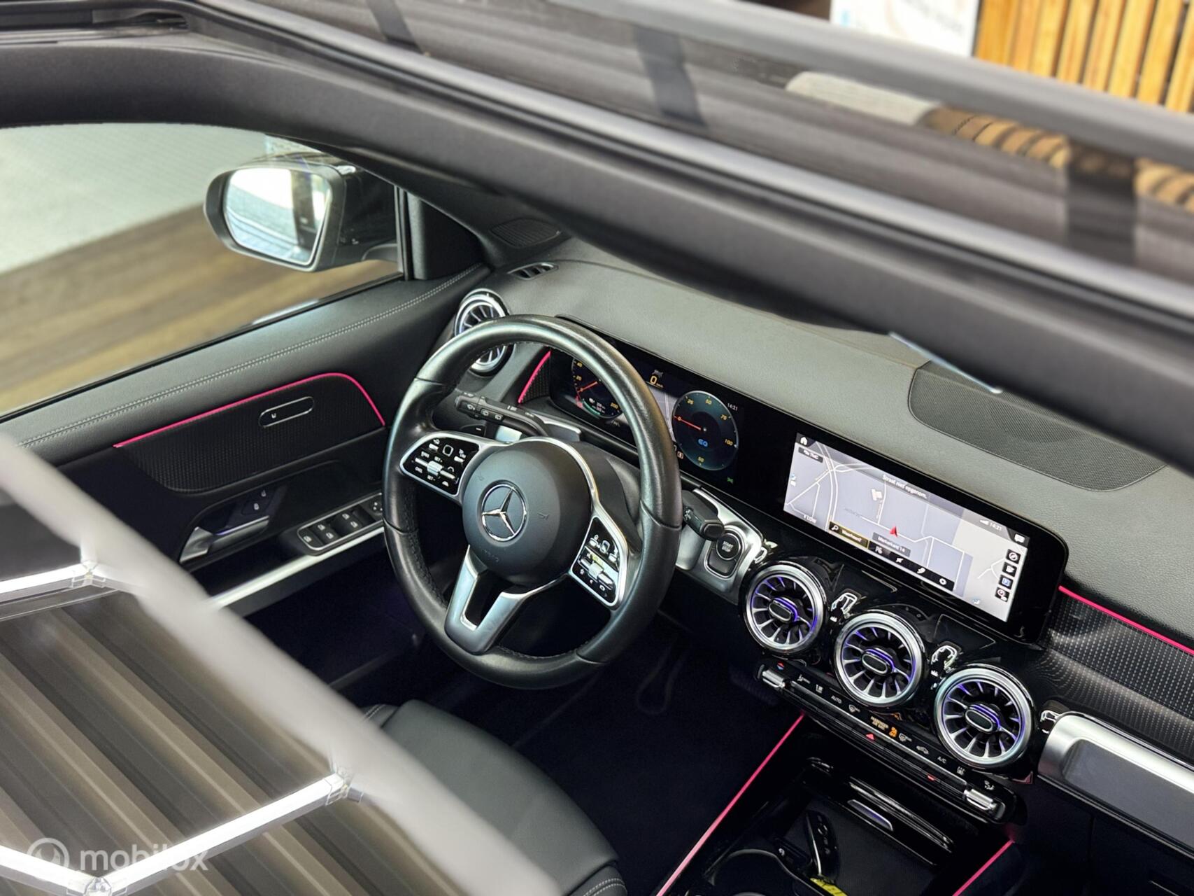 Foto van Mercedes-Benz Eqb 250
