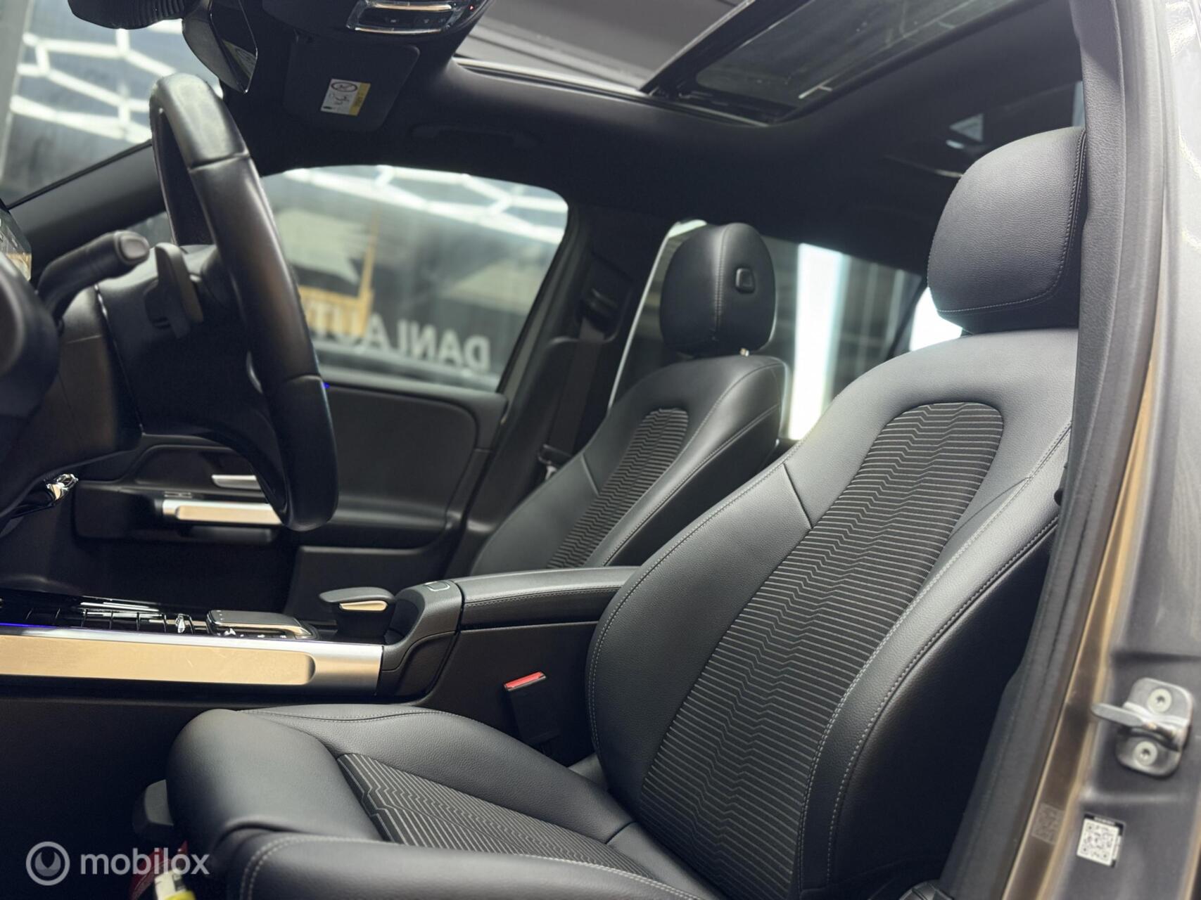 Foto van Mercedes-Benz Eqb 250