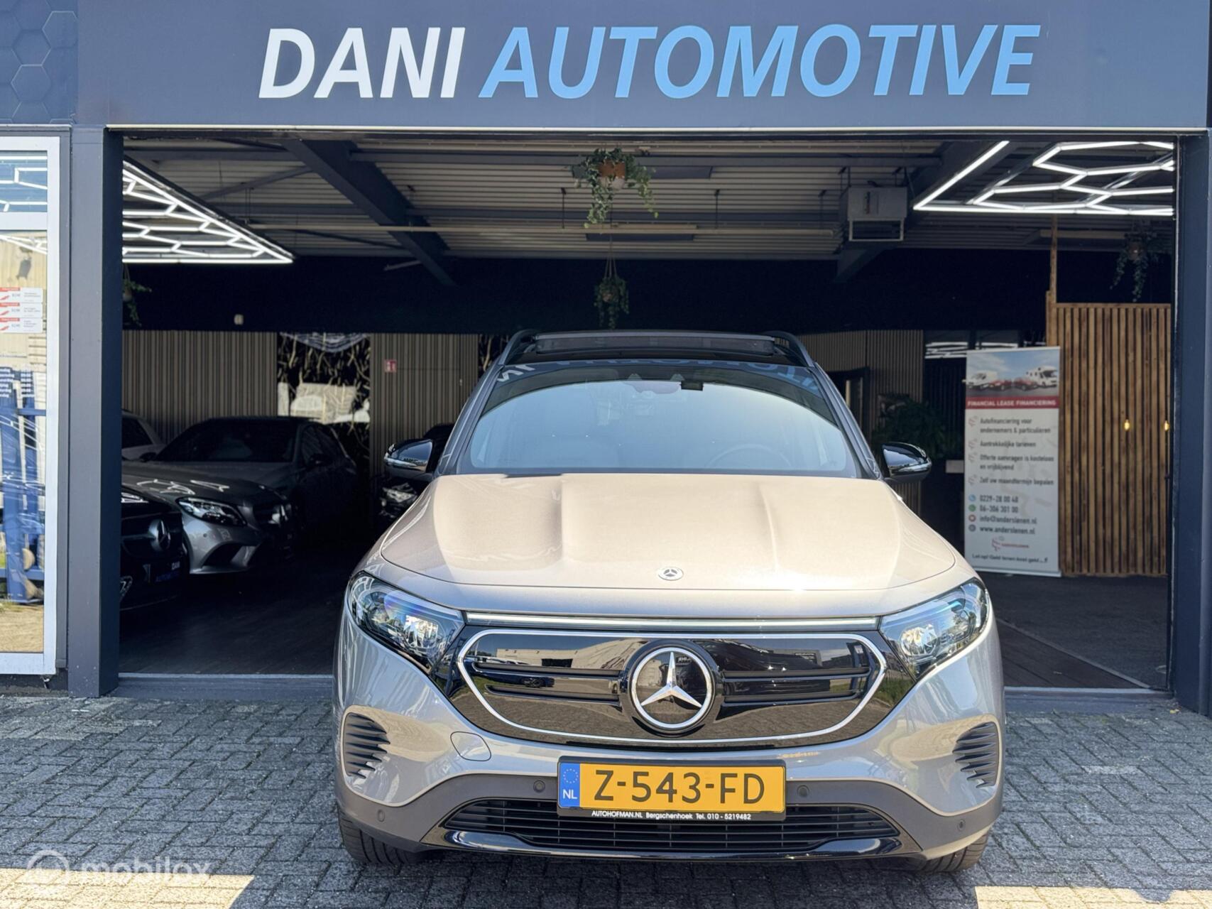 Foto van Mercedes-Benz Eqb 250
