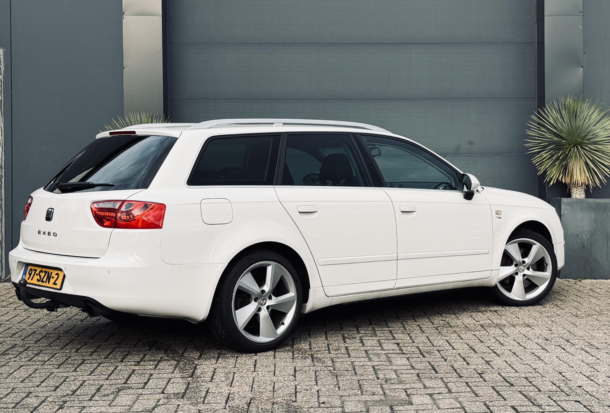 Foto van Seat Exeo ST