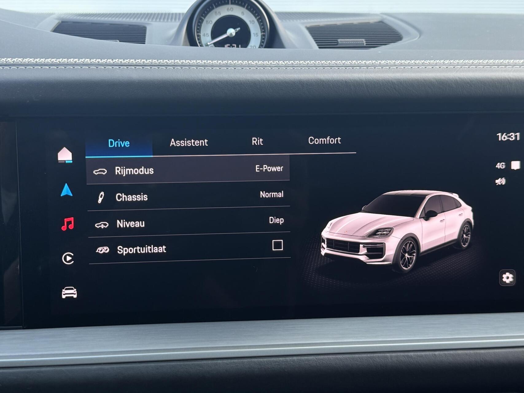Foto van Porsche Cayenne Turbo E-hybrid