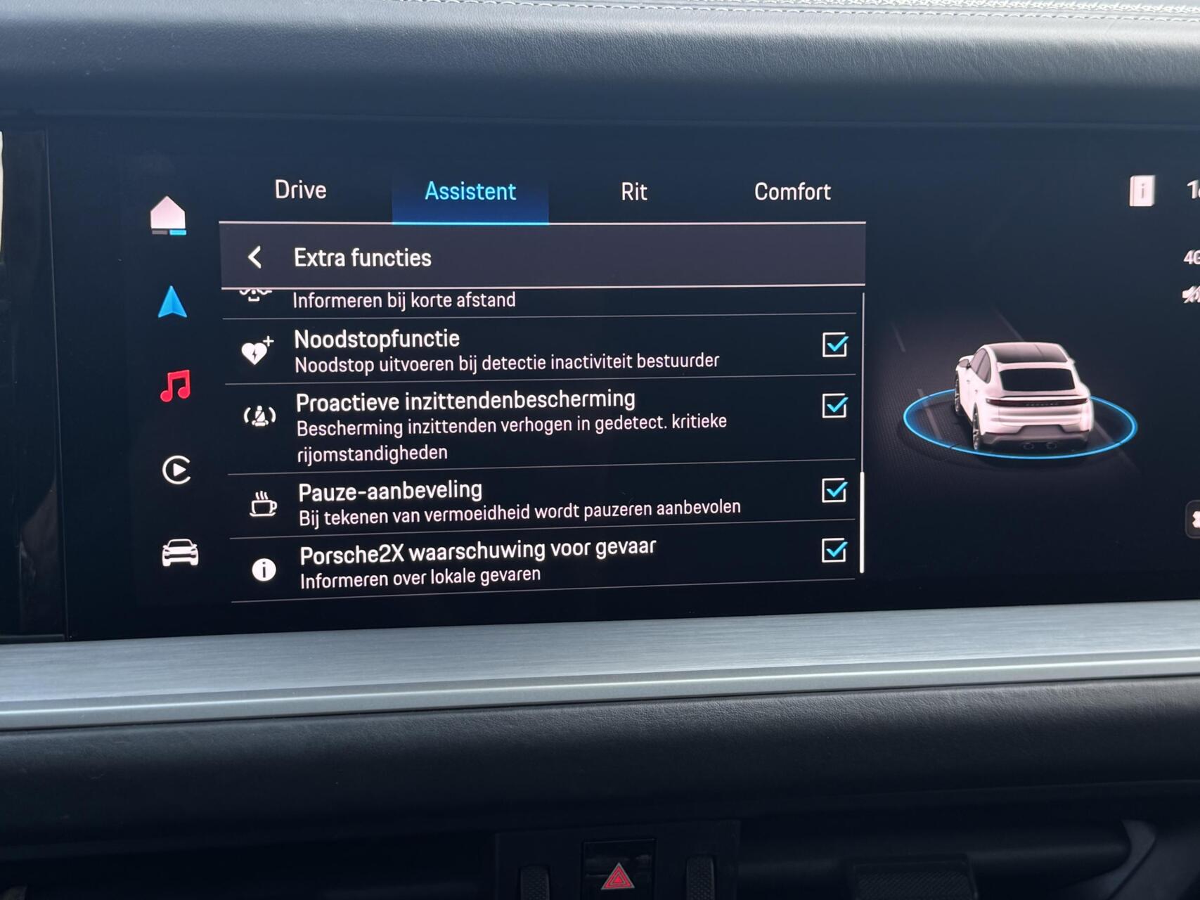 Foto van Porsche Cayenne Turbo E-hybrid
