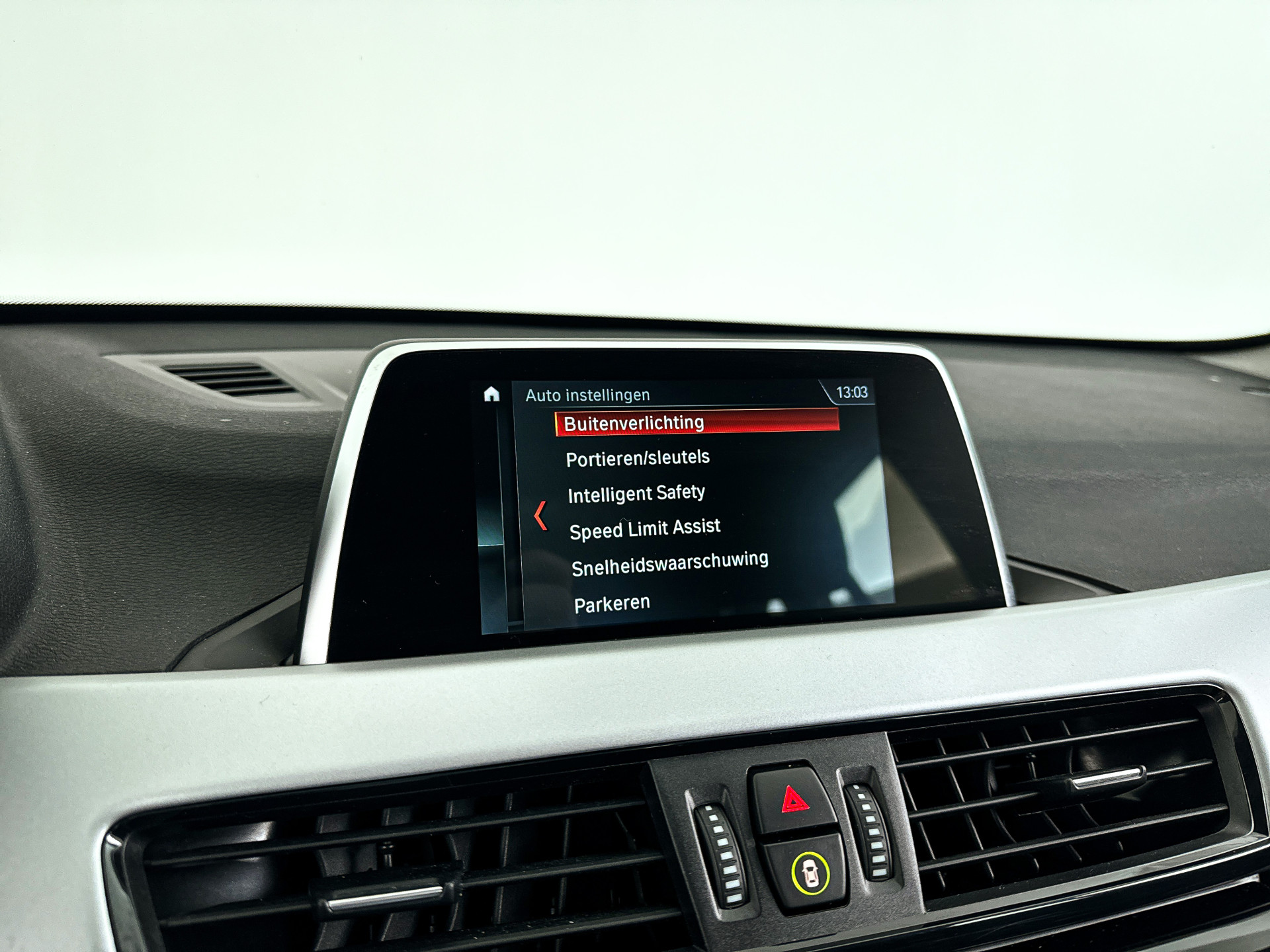 Foto van BMW X1 Sdrive18i