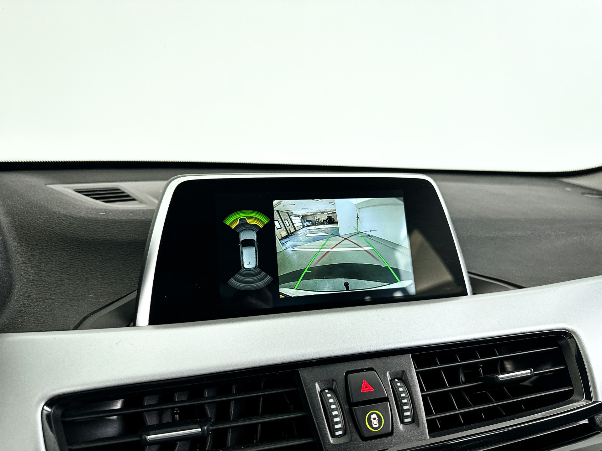 Foto van BMW X1 Sdrive18i
