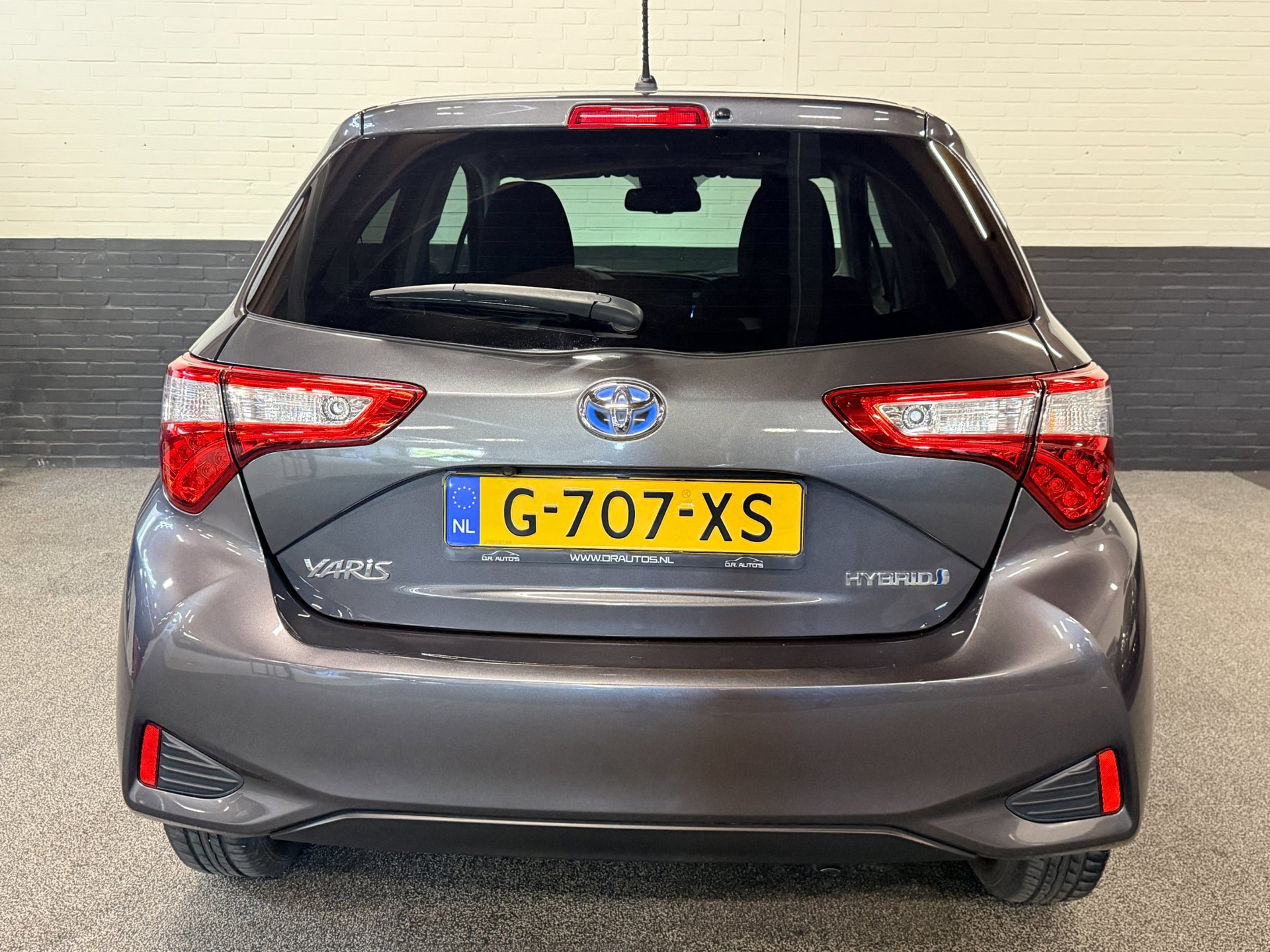Foto van Toyota Toyota Yaris Hybrid