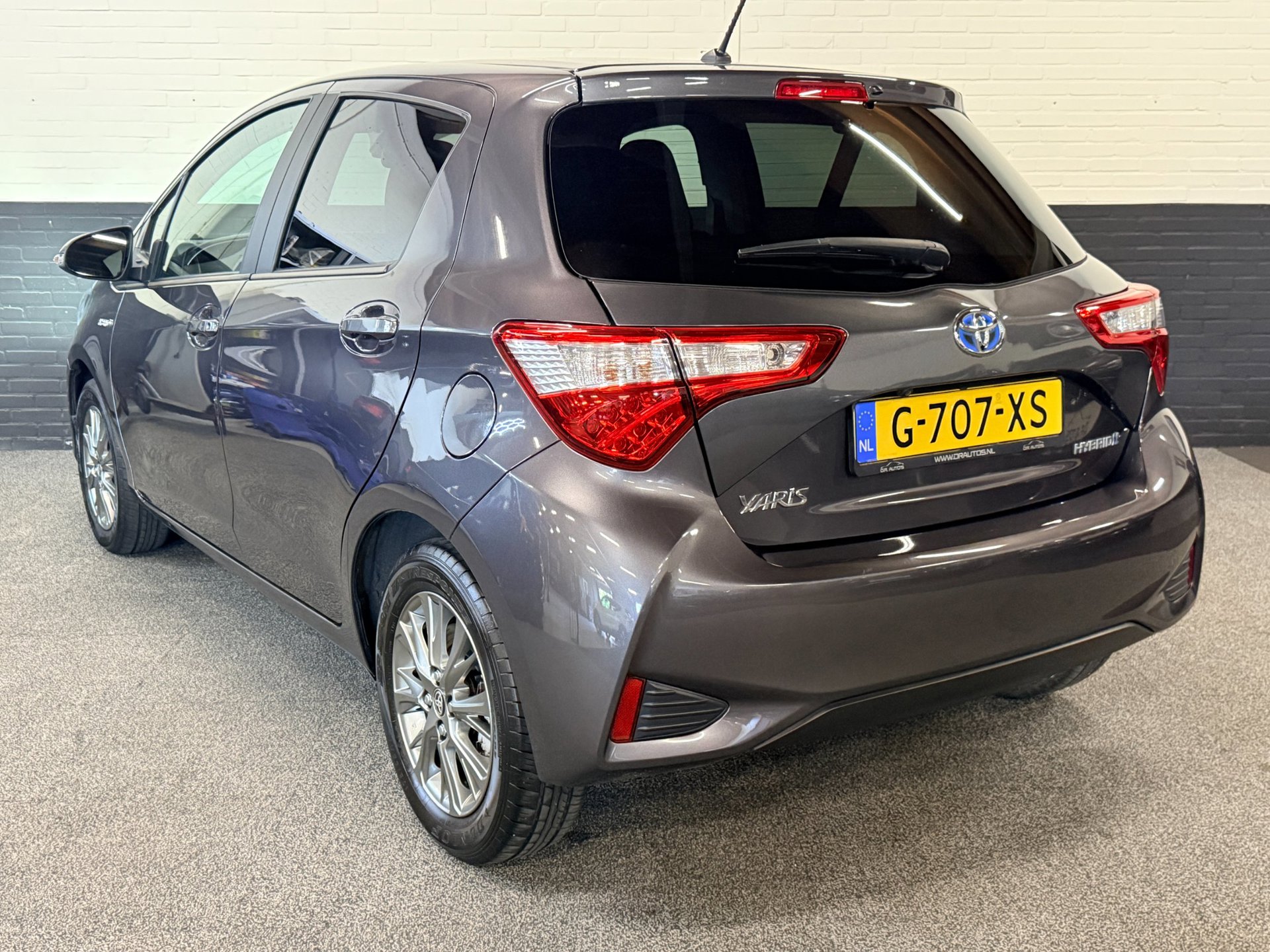 Foto van Toyota Toyota Yaris Hybrid