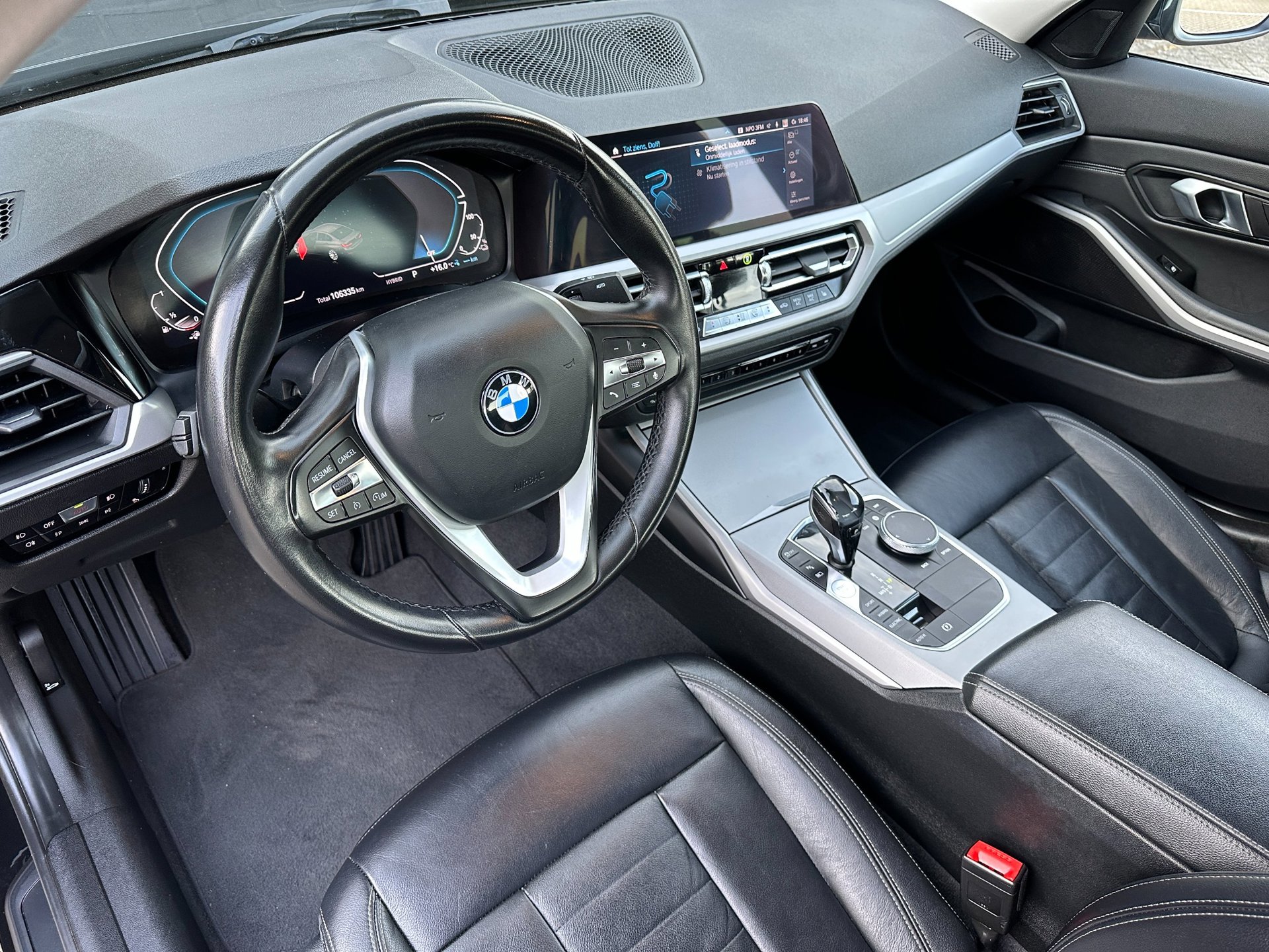 Foto van BMW 330e
