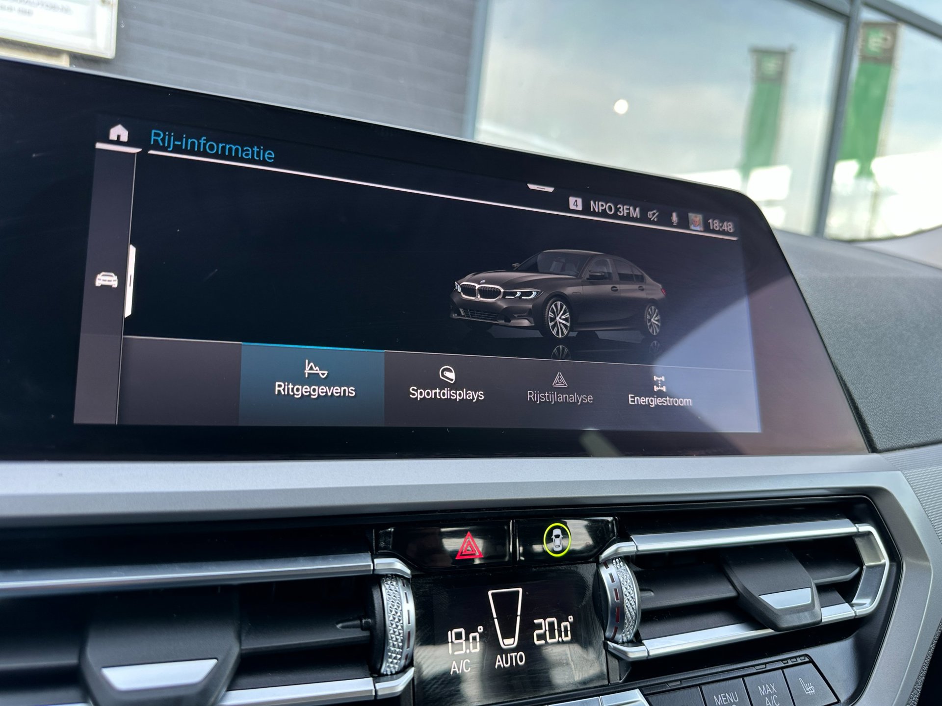 Foto van BMW 330e