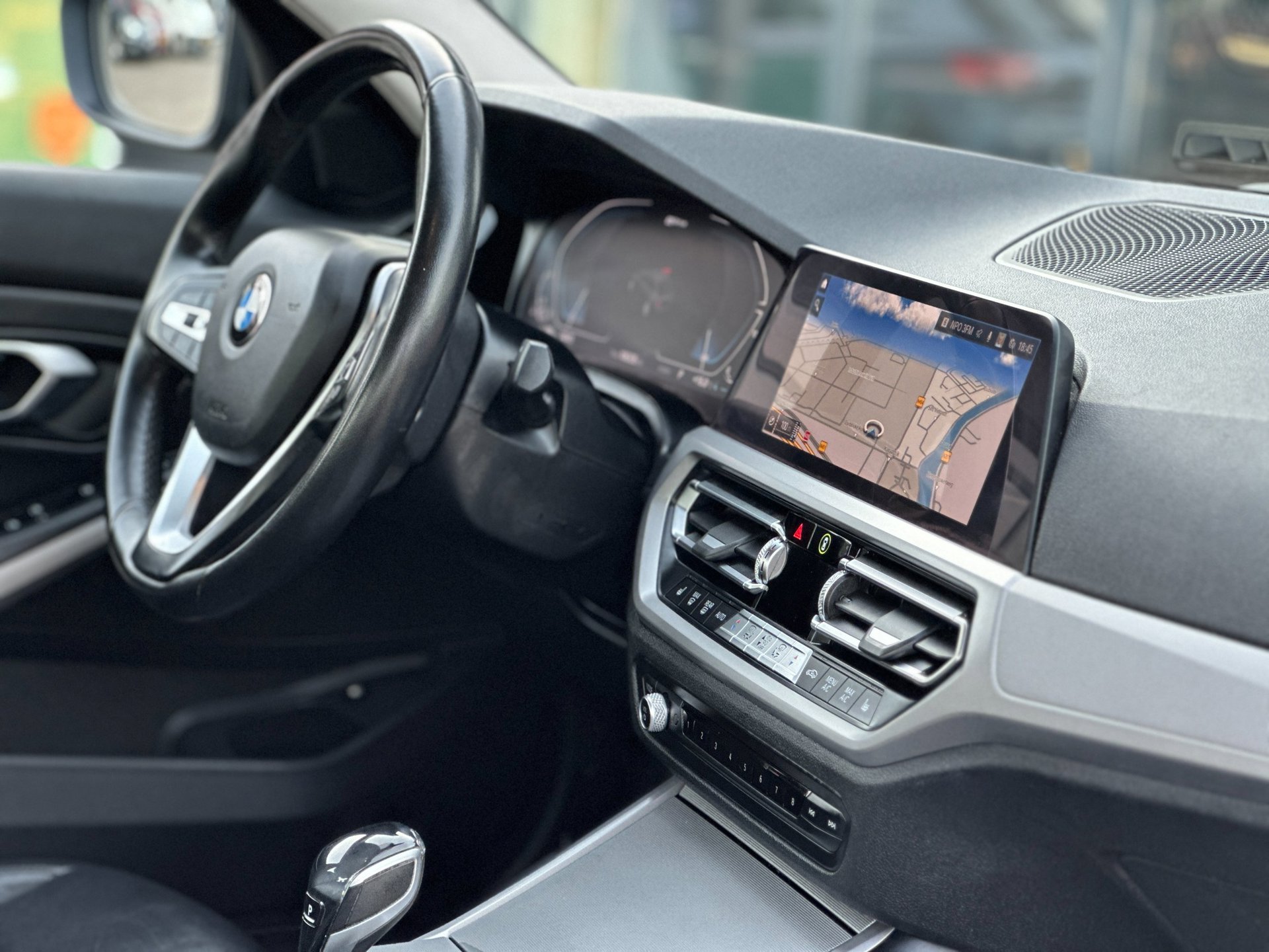 Foto van BMW 330e