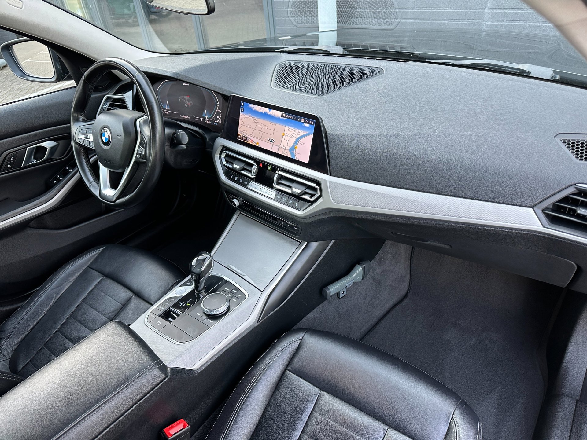 Foto van BMW 330e