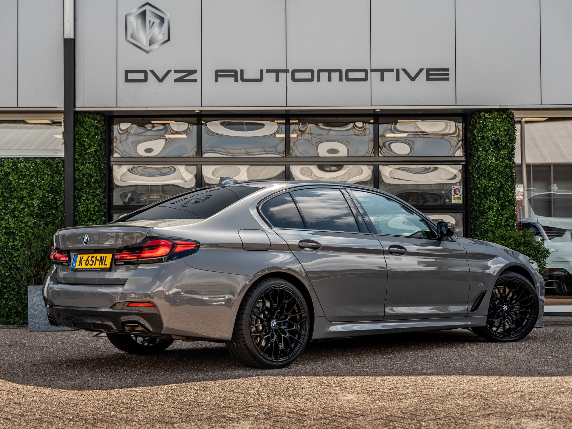 Foto van BMW 545e xDrive