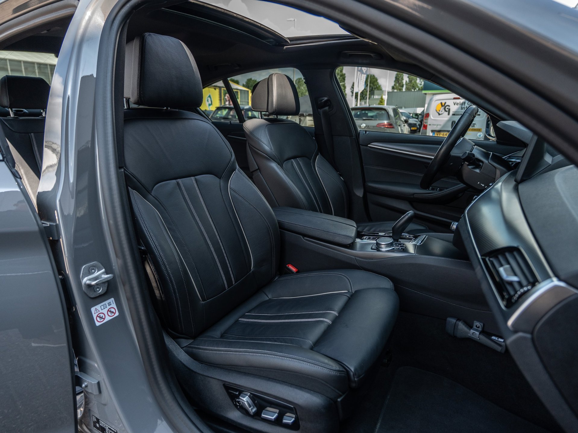 Foto van BMW 545e xDrive