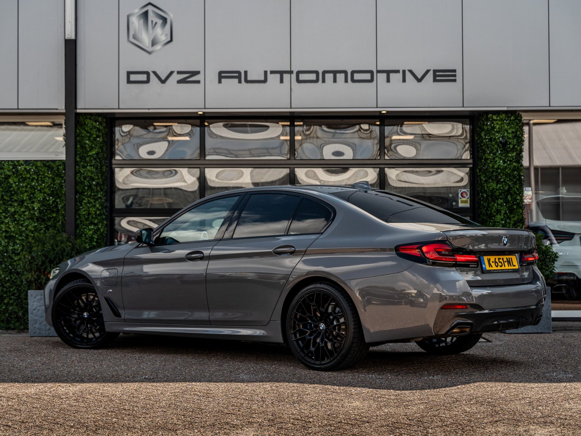 Foto van BMW 545e xDrive