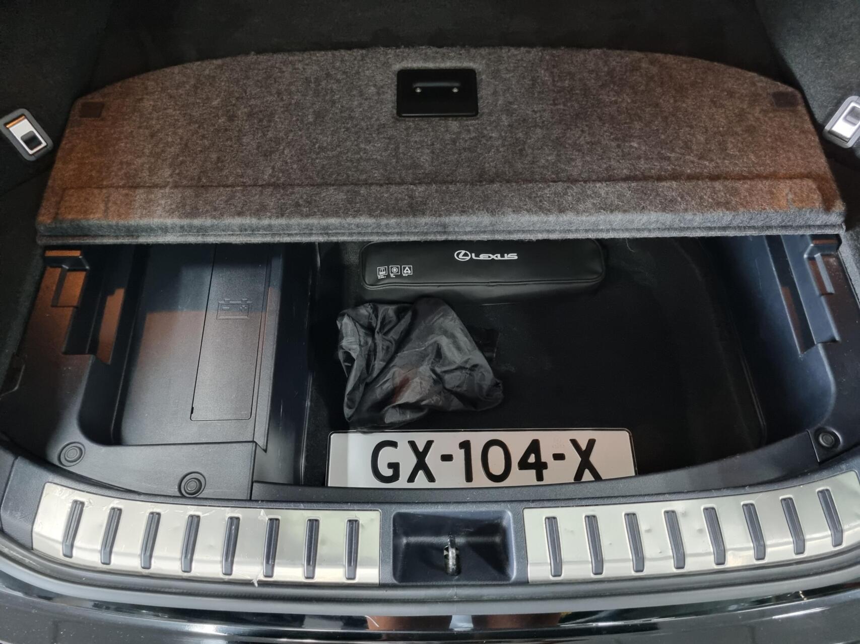 Foto van Lexus Lexus Nx300h