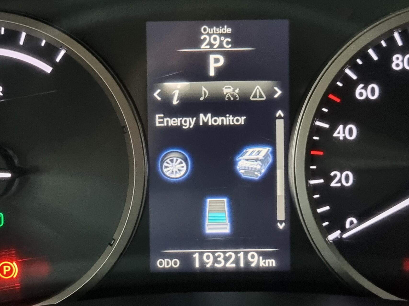Foto van Lexus Lexus Nx300h