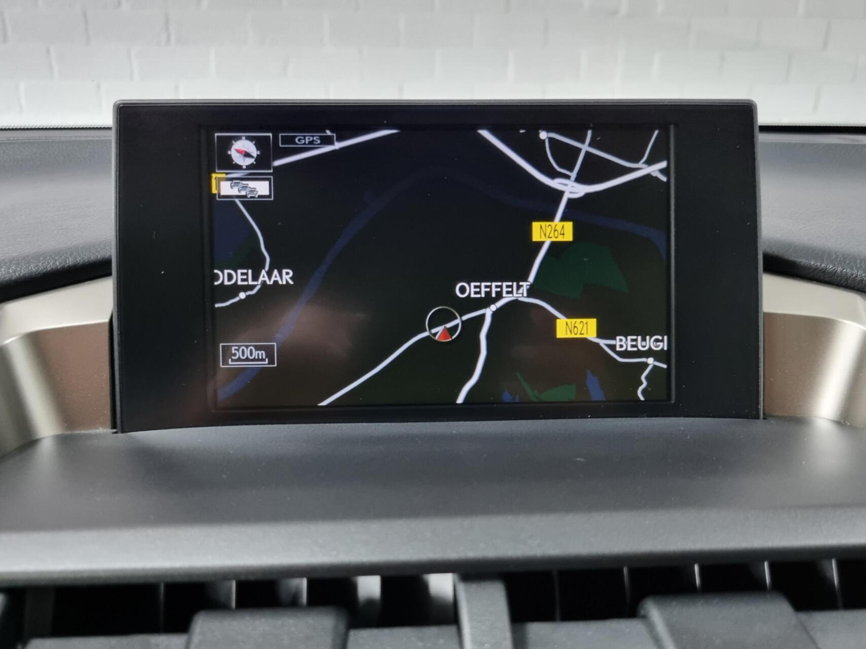 Foto van Lexus Lexus Nx300h