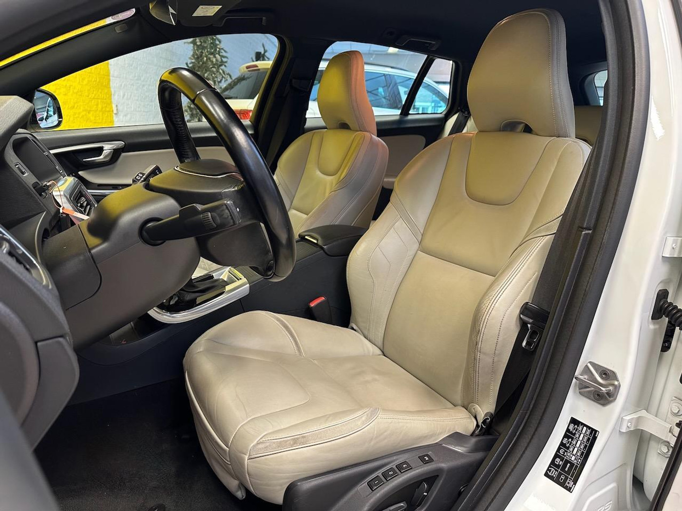 Foto van Volvo V60 Twin Engine