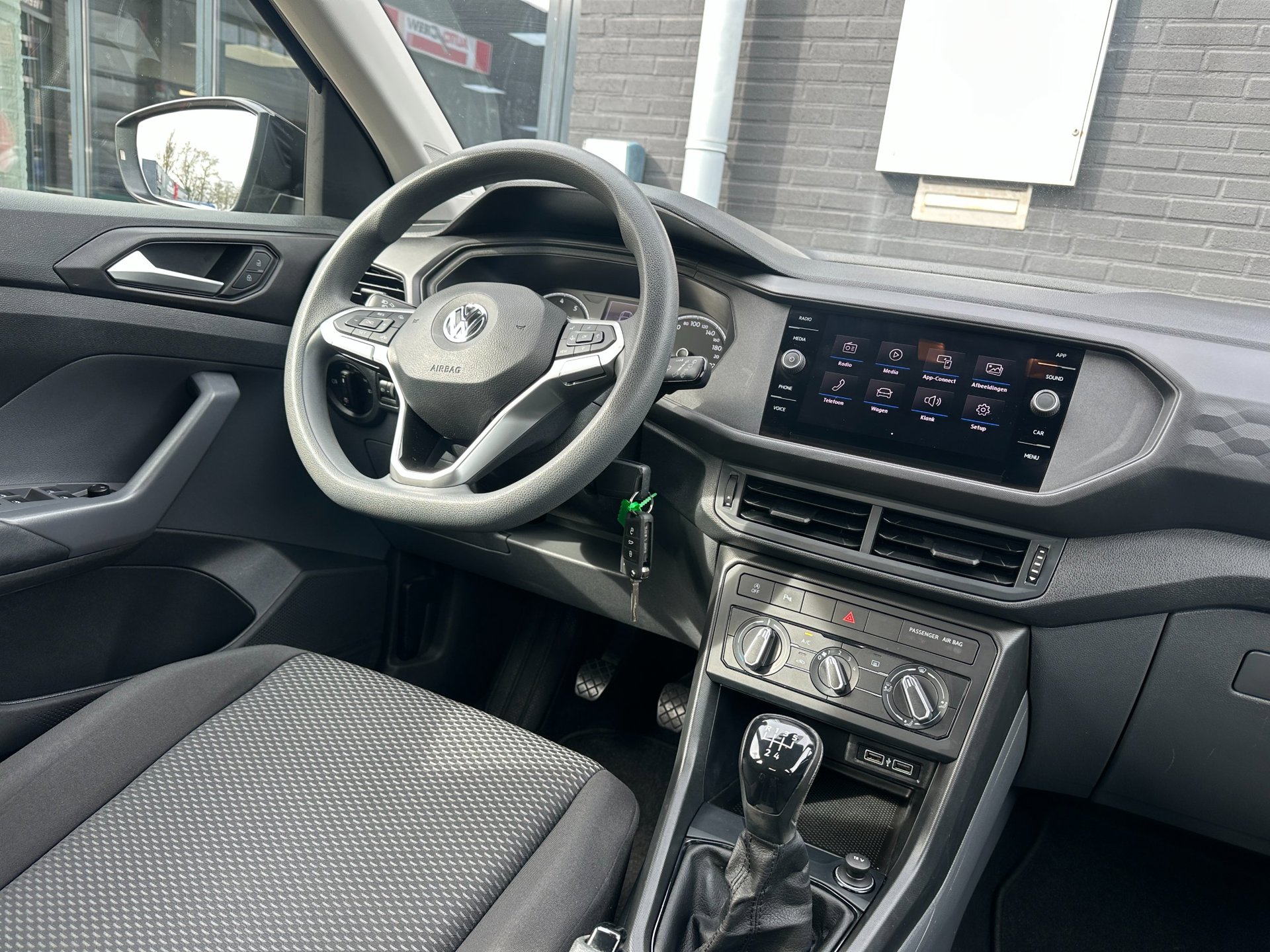 Foto van Volkswagen T-cross