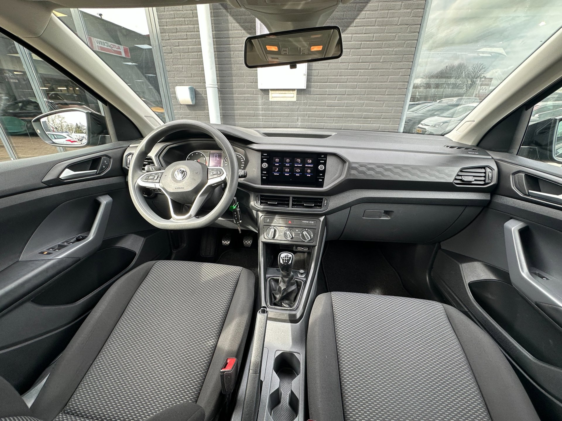 Foto van Volkswagen T-cross