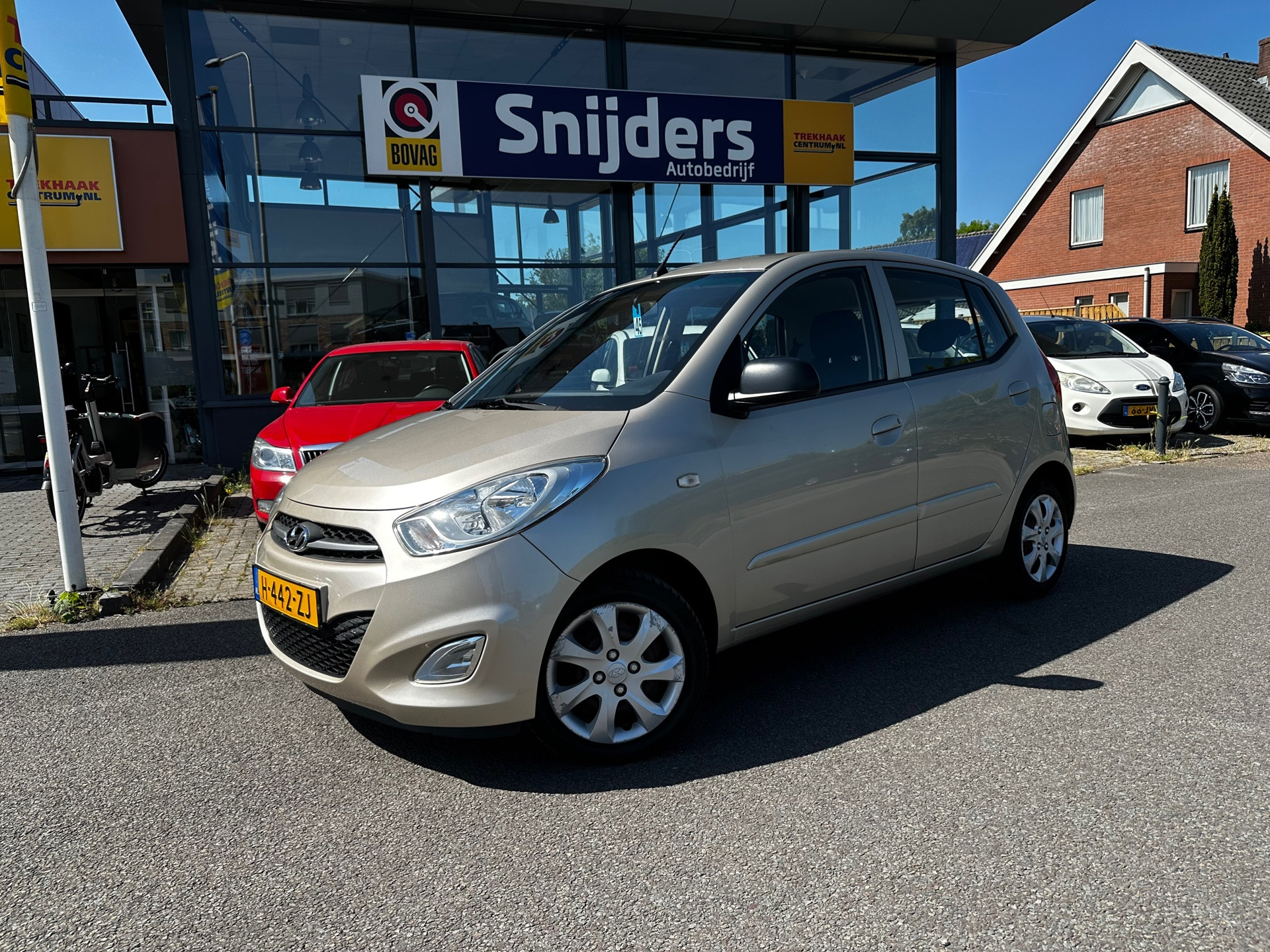 Hyundai I 10 1.1 i-Motion NWE APK/AIRCO/RIJKLAAR 2012 - voorkant