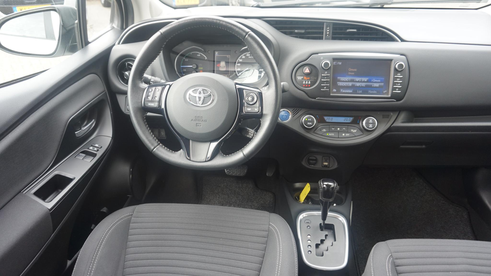 Foto van Toyota Toyota Yaris Hybrid