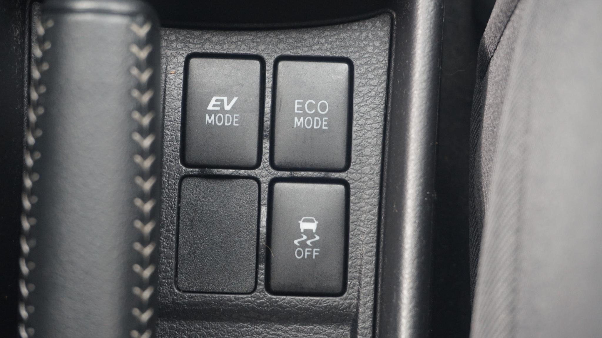 Foto van Toyota Toyota Yaris Hybrid