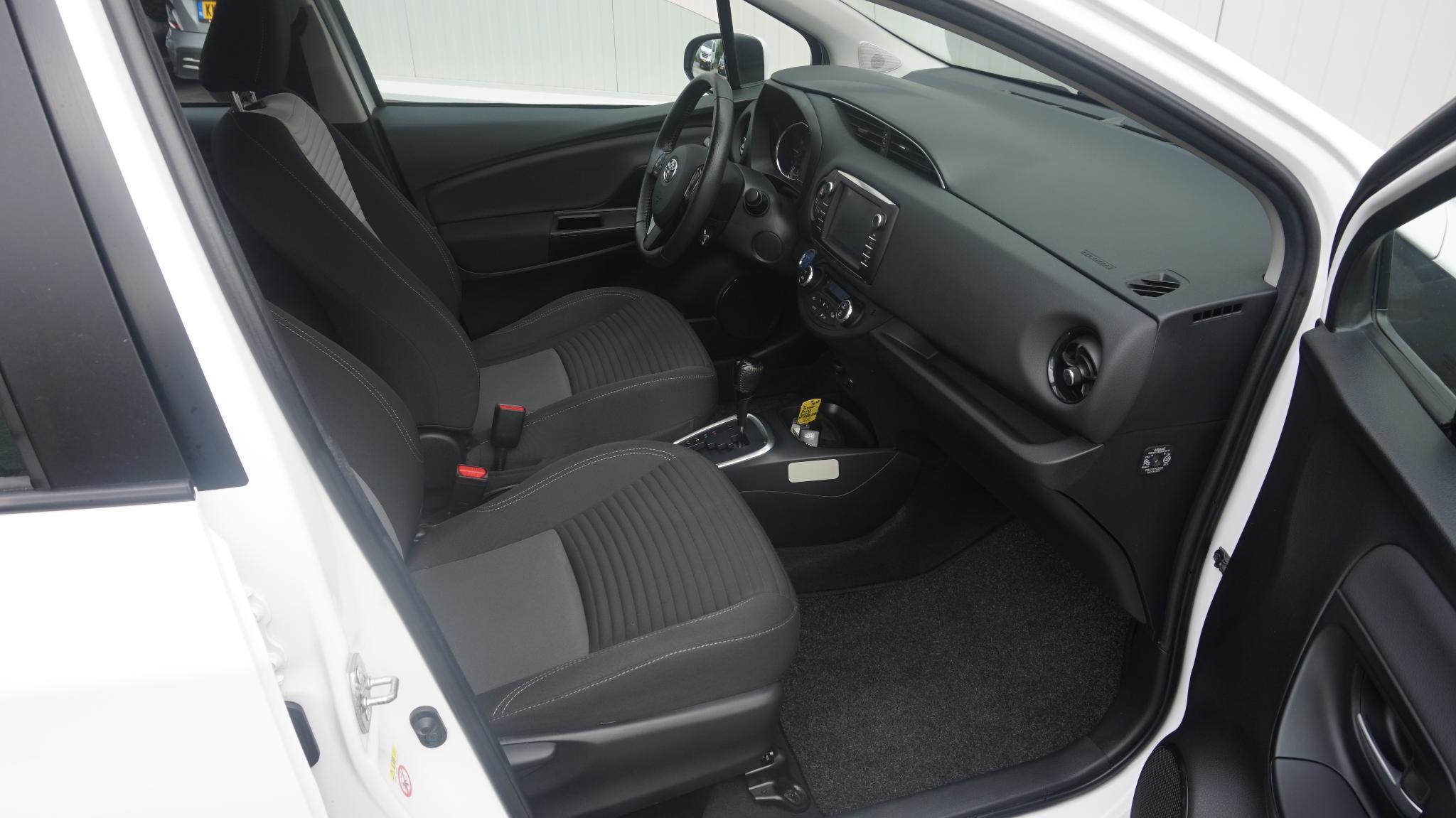 Foto van Toyota Toyota Yaris Hybrid