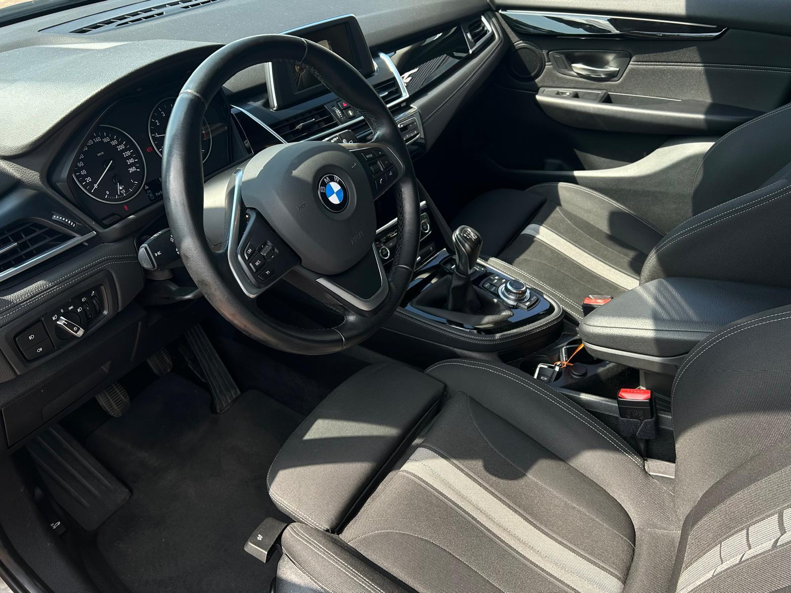 Foto van BMW 218i Active Tourer