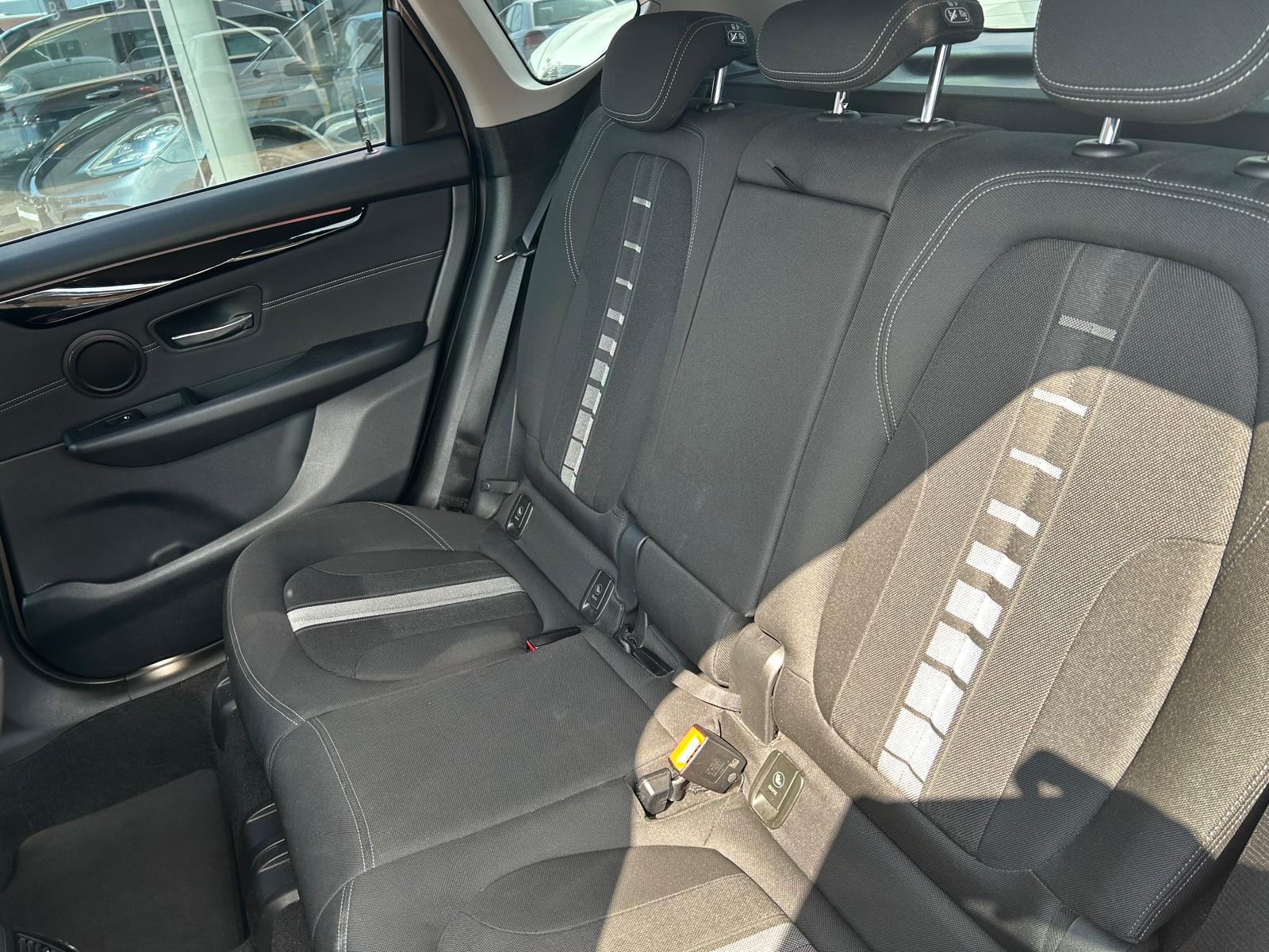 Foto van BMW 218i Active Tourer