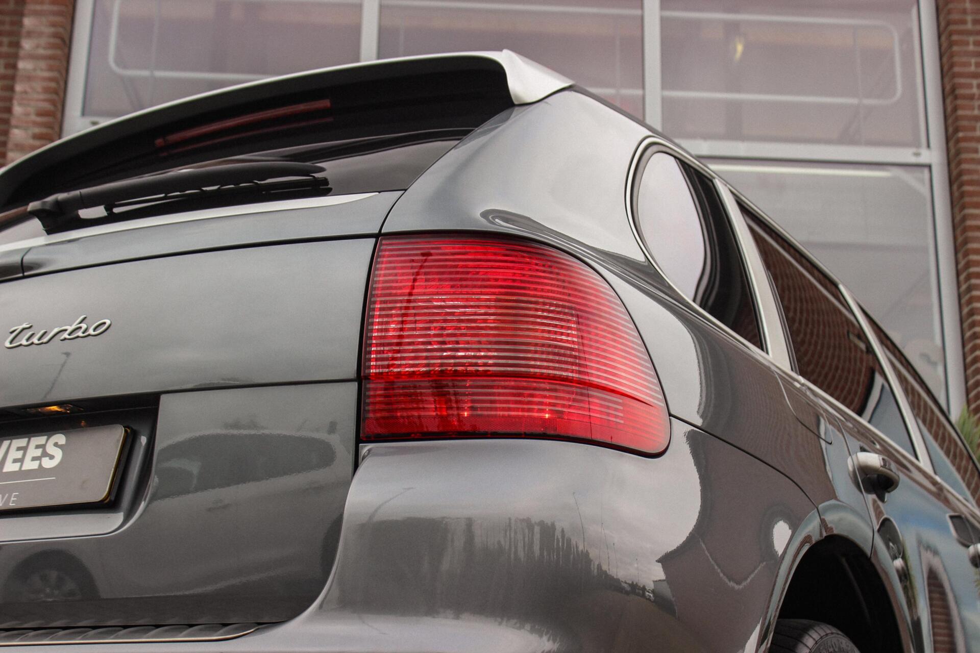 Foto van Porsche Cayenne Turbo